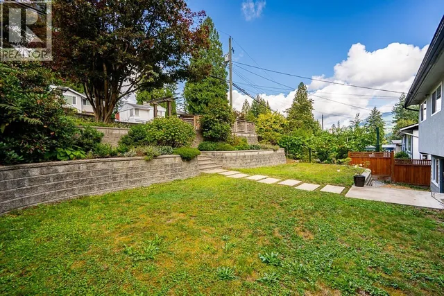 206 CLEARVIEW DRIVE, Port Moody 3