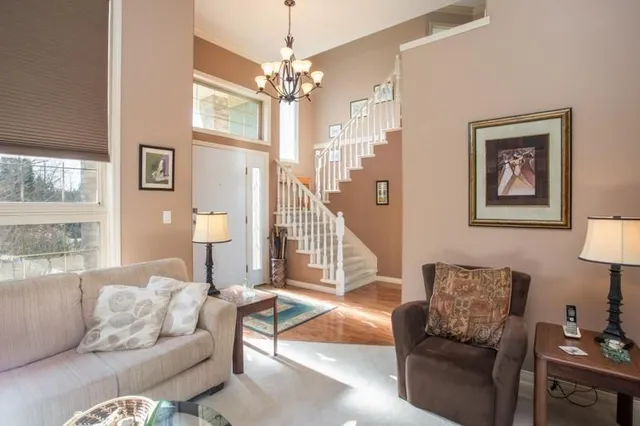 8044 KESTREL COURT, Surrey 5
