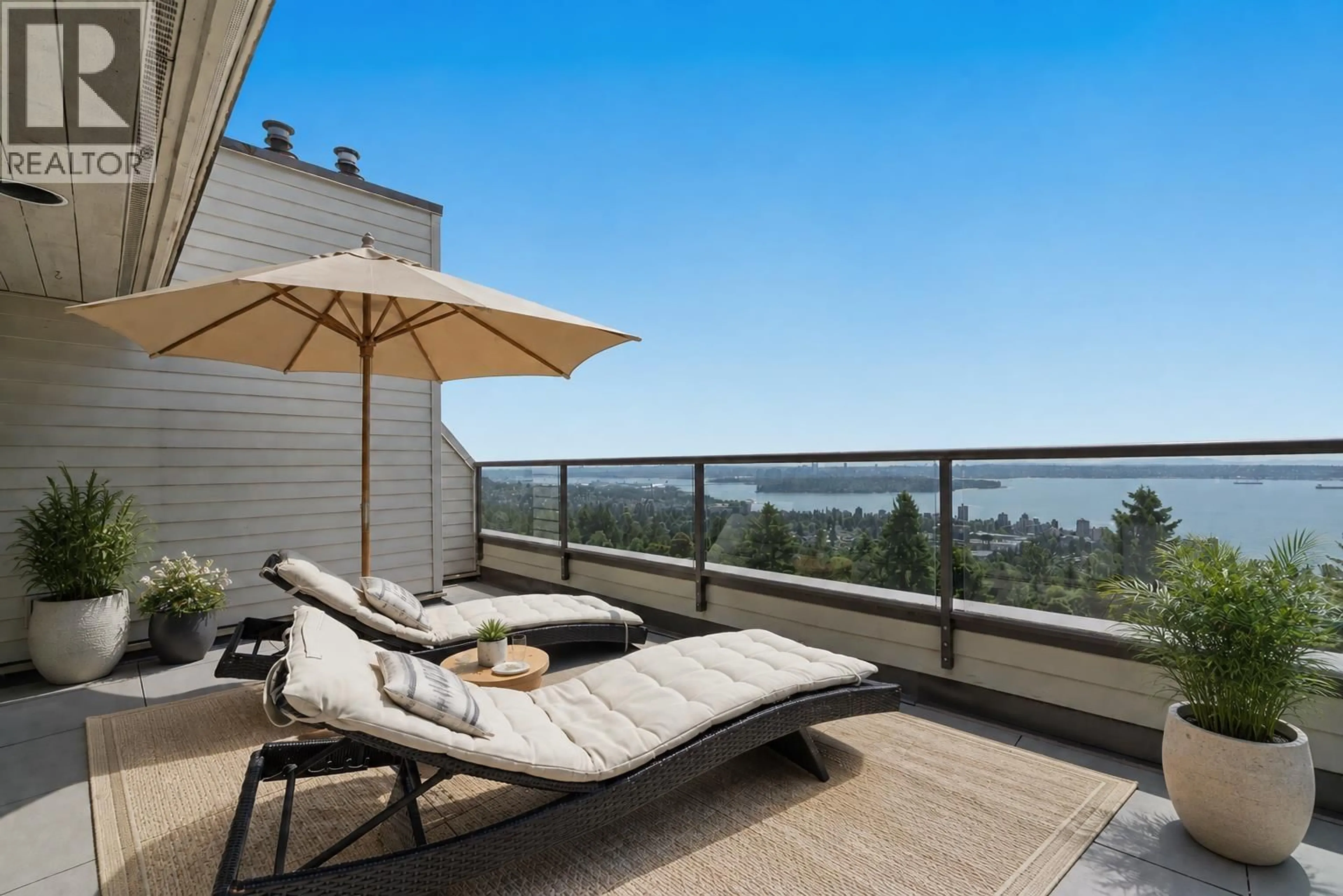 Patio, water/lake/river/ocean view for 41 - 2238 FOLKESTONE WAY, West Vancouver British Columbia V7S2X7
