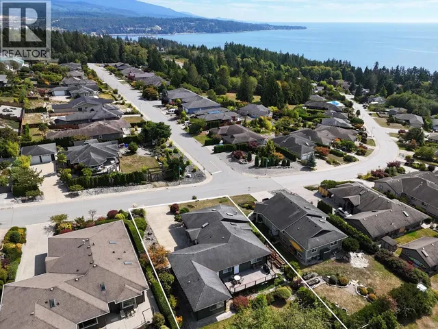 6277 BAILLIE ROAD, Sechelt 3