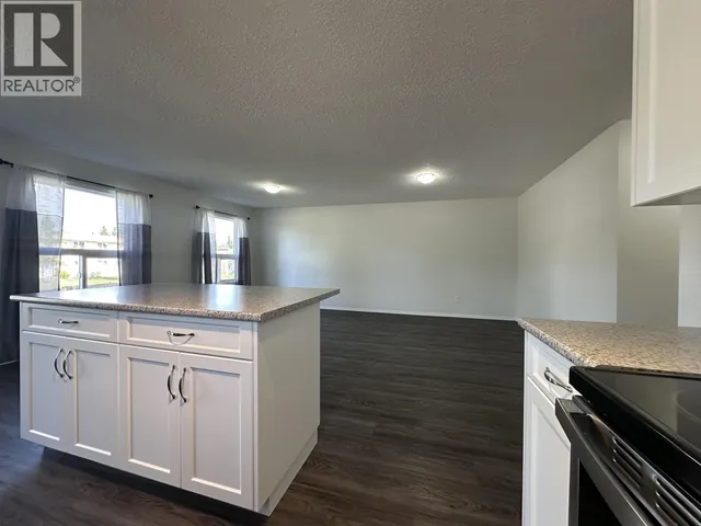 4389 1ST AVENUE, Prince George 5