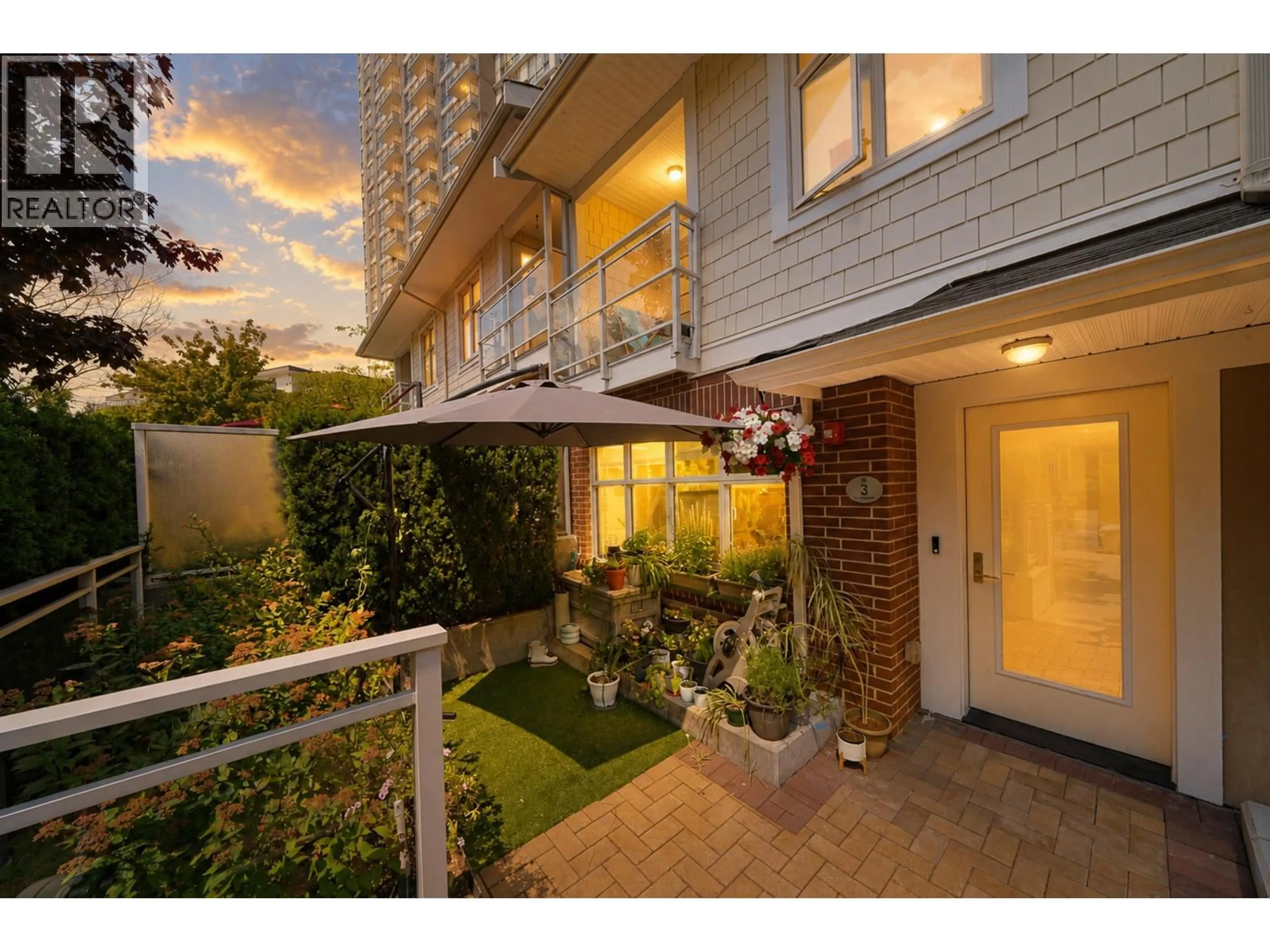 Patio, street for TH3 - 271 FRANCIS WAY, New Westminster British Columbia V3L0H2