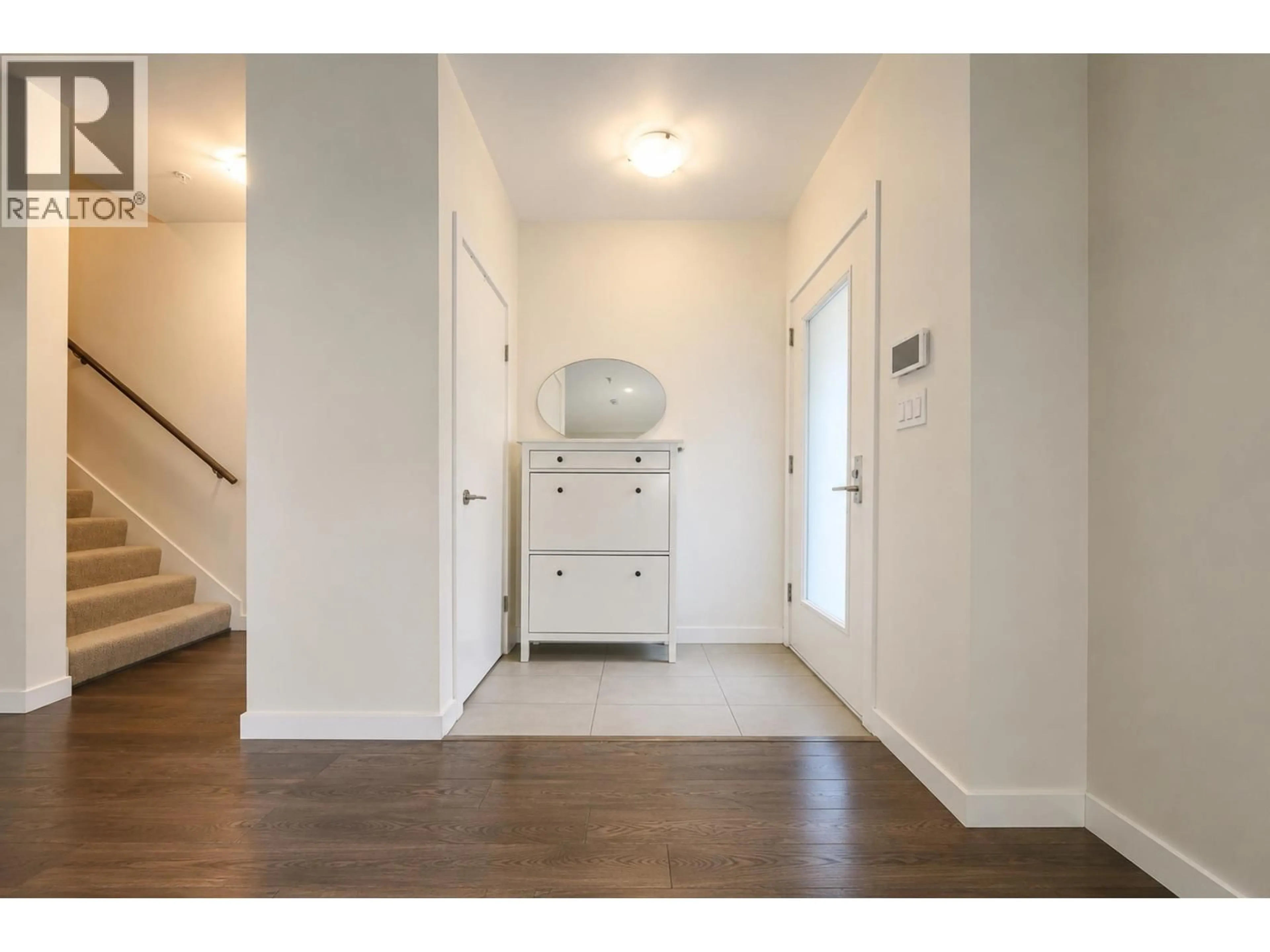 Indoor entryway for TH3 - 271 FRANCIS WAY, New Westminster British Columbia V3L0H2