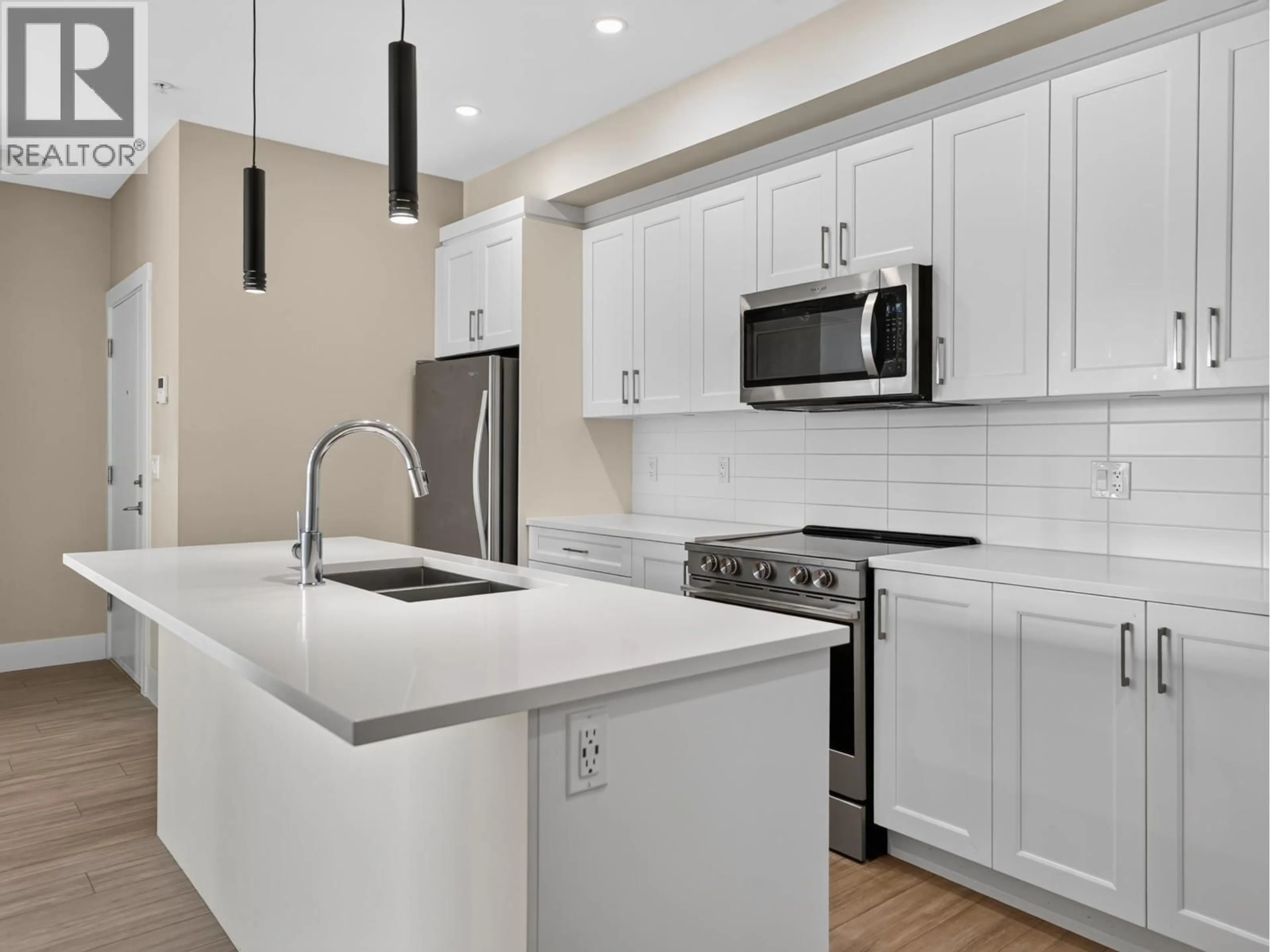 Unknown for 405 - 22335 MCINTOSH AVENUE, Maple Ridge British Columbia V2X3C2