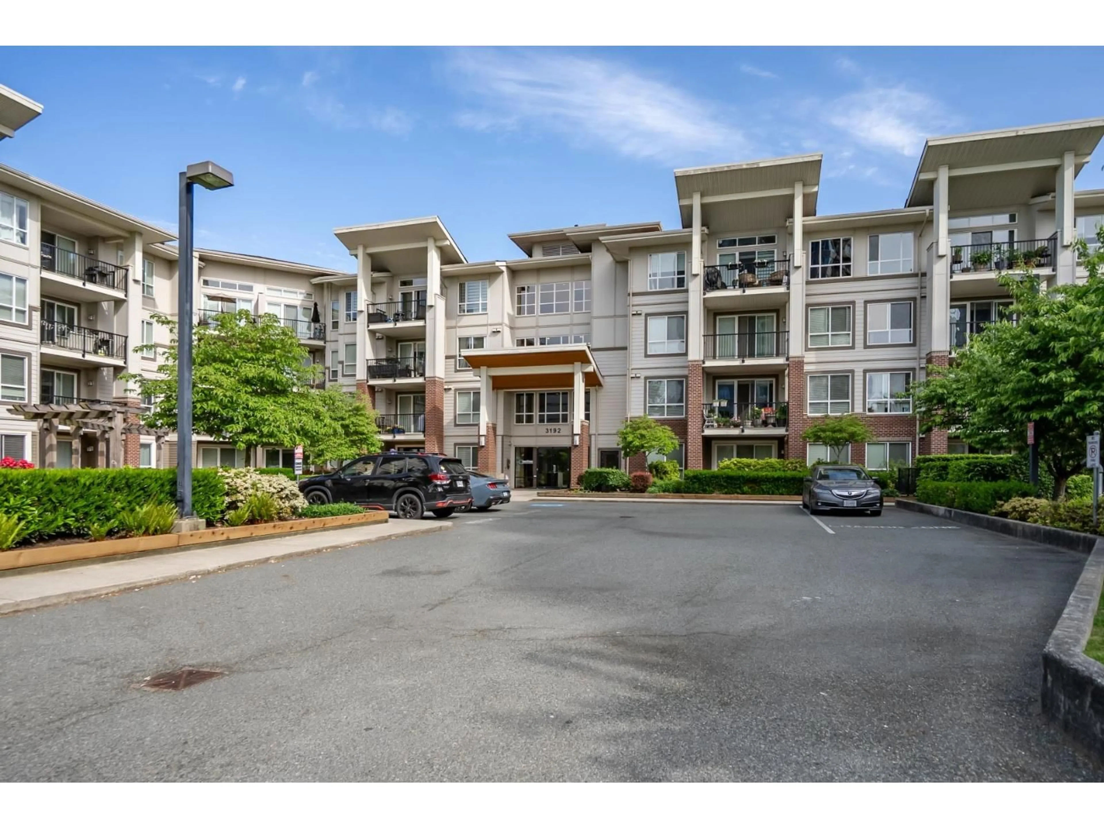 Unknown for 303 - 3192 GLADWIN ROAD, Abbotsford British Columbia V2T6M9
