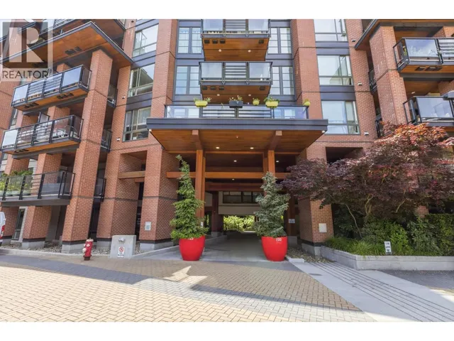 511 - 733 3RD STREET, North Vancouver 2