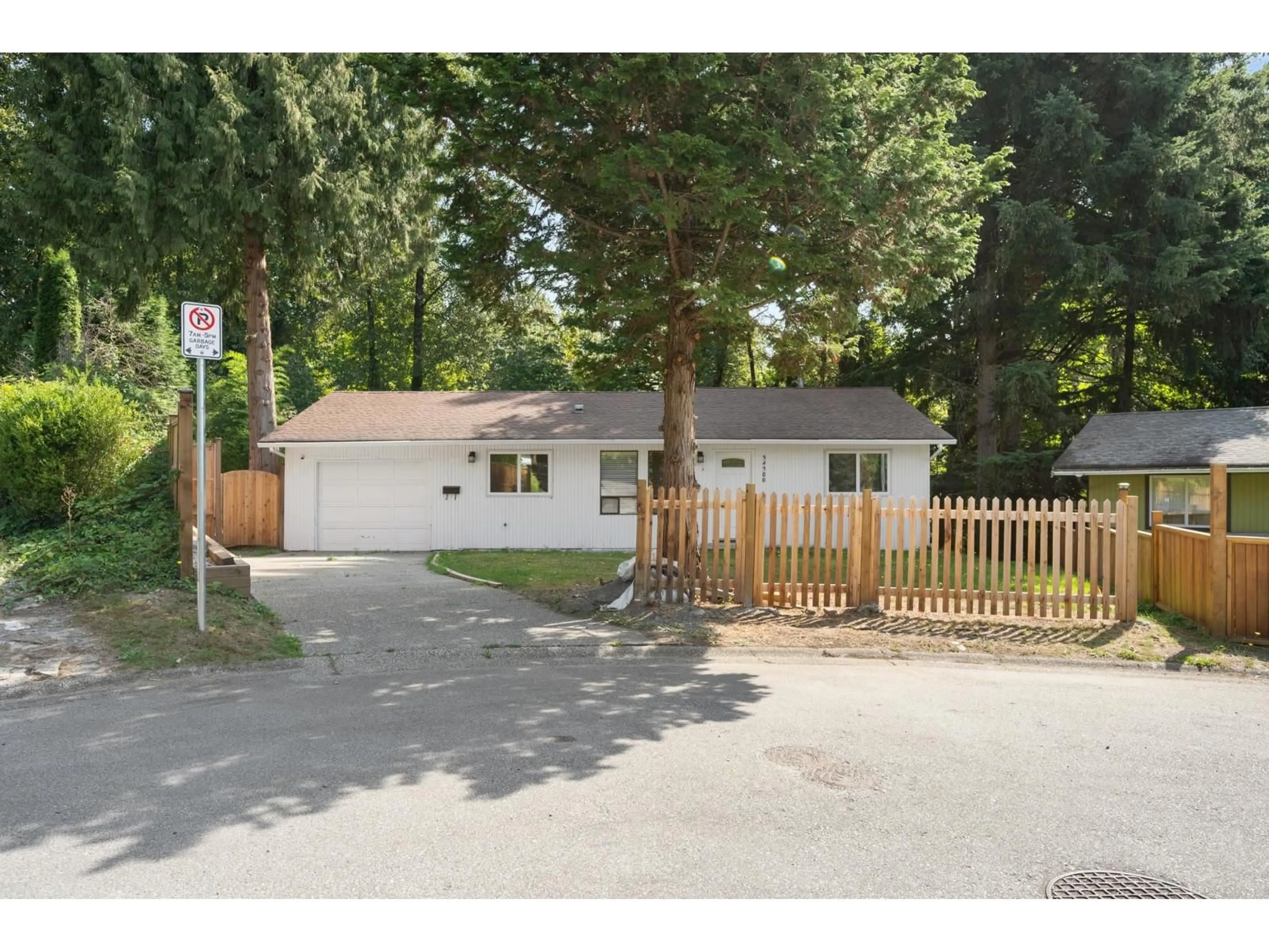 Unknown for 34388 RUSSET PLACE, Abbotsford British Columbia V2S5E2