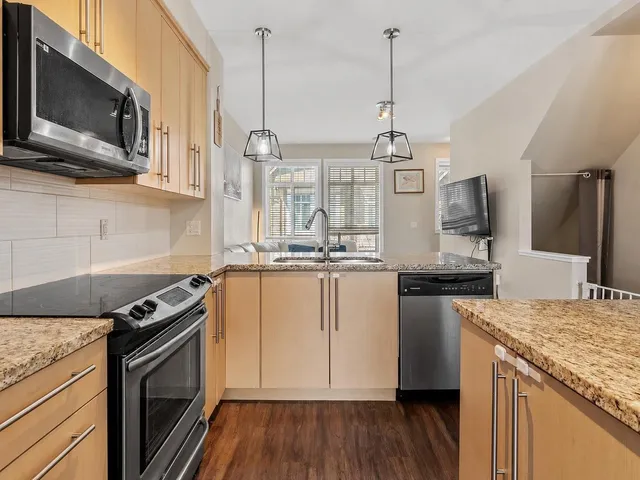 25 - 8250 209B STREET, Langley 4