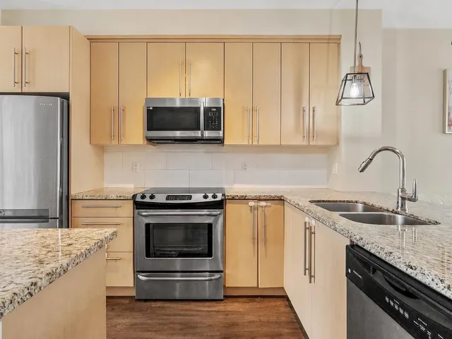 25 - 8250 209B STREET, Langley 5