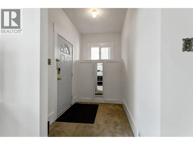 2461 DUNDAS STREET, Vancouver 5