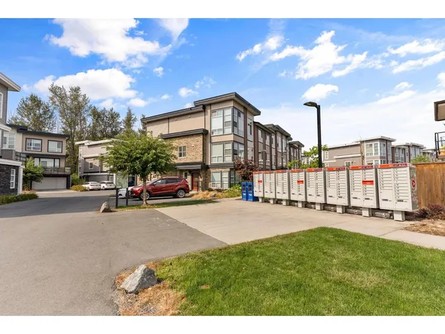 16 - 8413 MIDTOWN WAY, Chilliwack 2