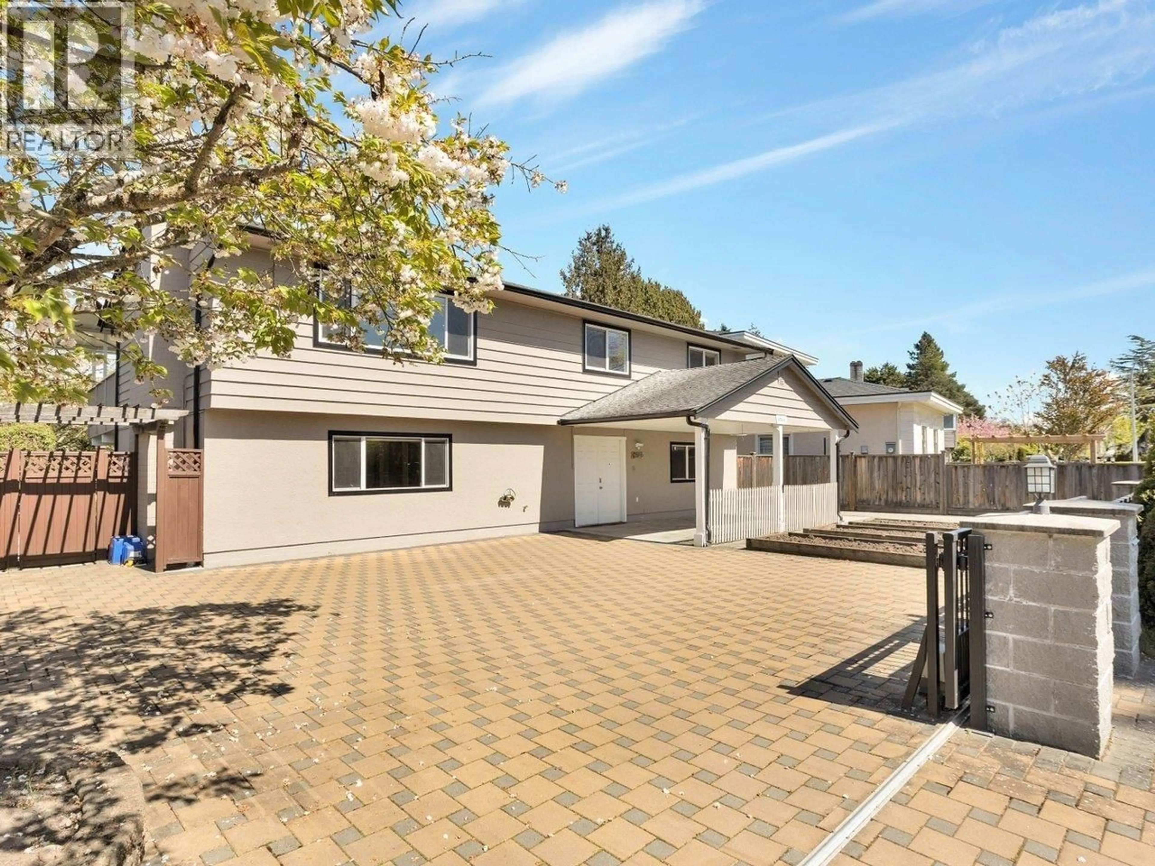 A pic from outside/outdoor area/front of a property/back of a property/a pic from drone, street for 6500 AZURE ROAD, Richmond British Columbia V7C2R9