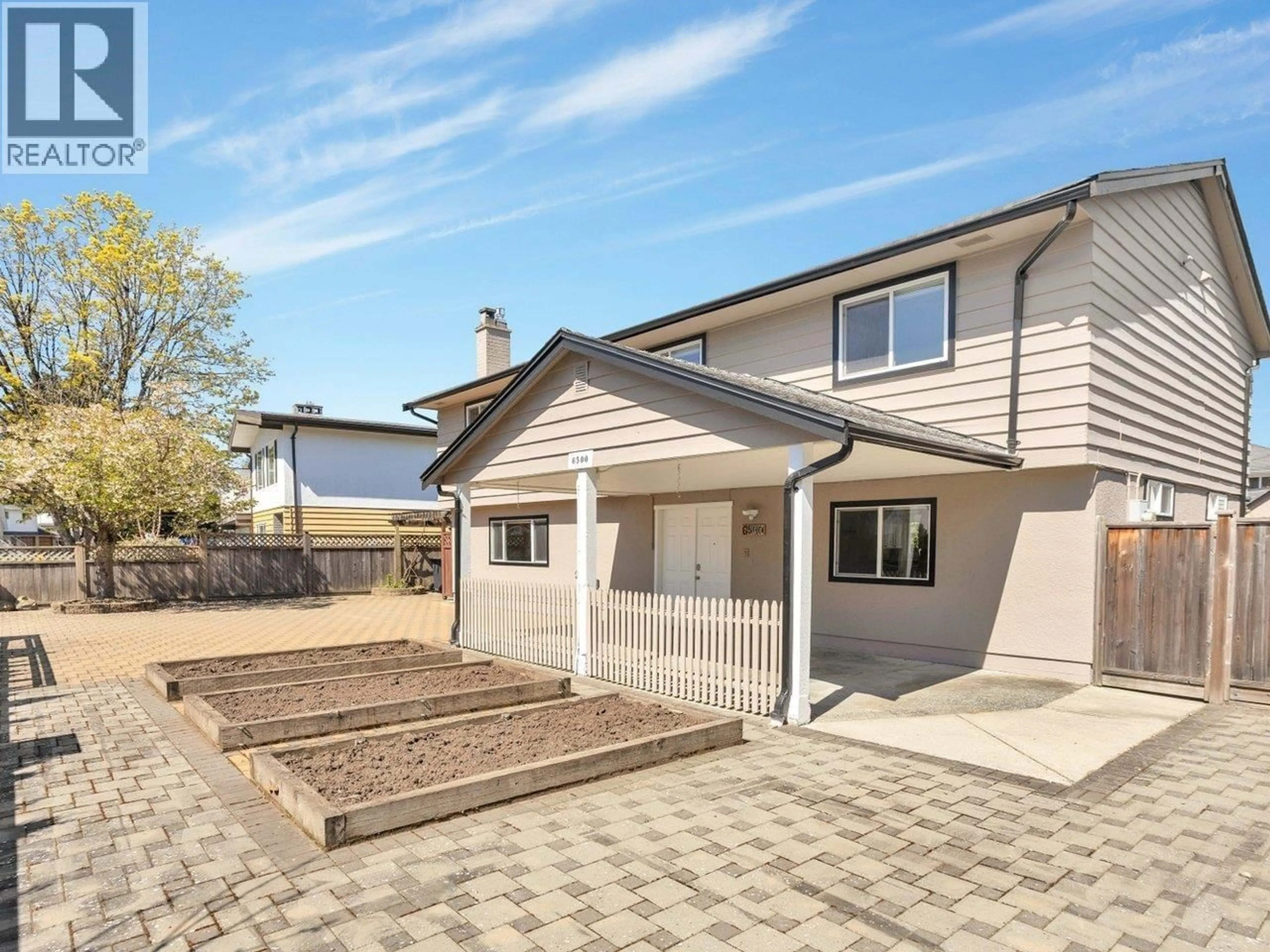 A pic from outside/outdoor area/front of a property/back of a property/a pic from drone, street for 6500 AZURE ROAD, Richmond British Columbia V7C2R9