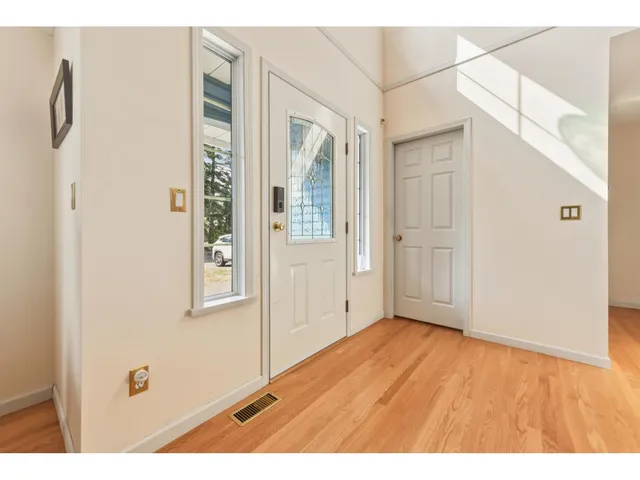 14877 24TH AVENUE, Surrey 2