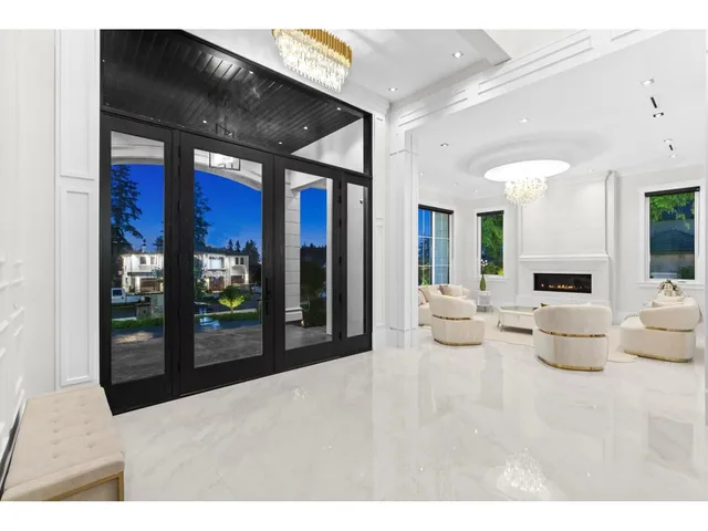 13083 57 AVENUE, Surrey 5