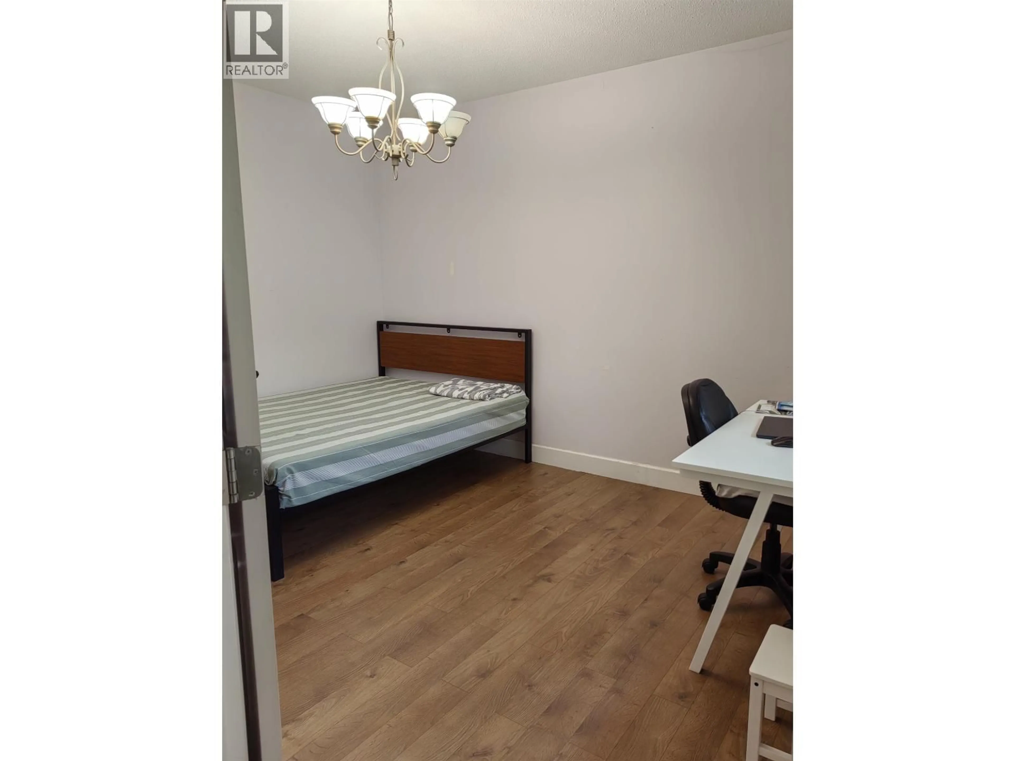 A pic of a room for 106 - 5770 OAK STREET, Vancouver British Columbia V6M4M5