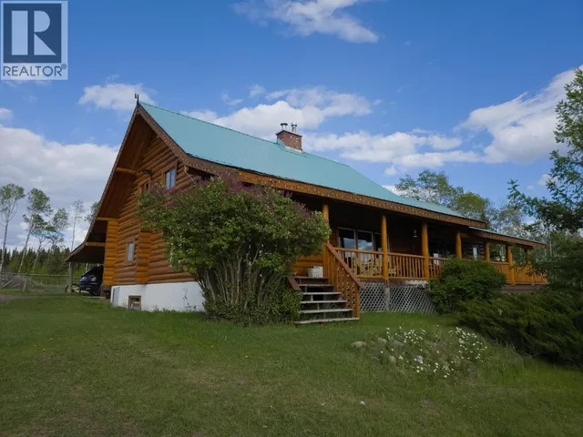 3711 WHITEHORSE LAKE ROAD, Lac La Hache 2