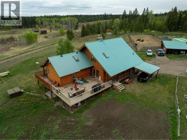 3711 WHITEHORSE LAKE ROAD, Lac La Hache 3