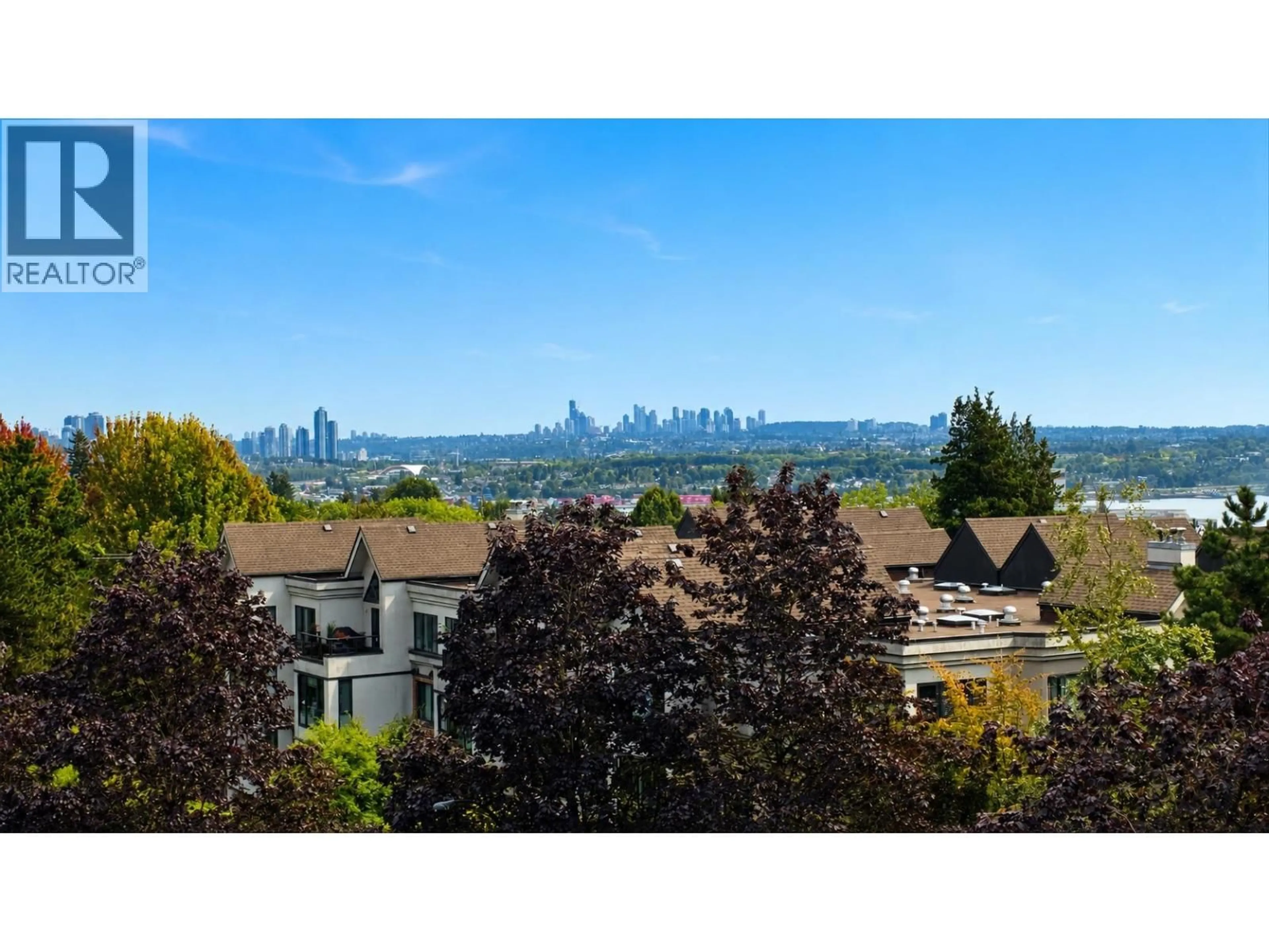 A pic from outside/outdoor area/front of a property/back of a property/a pic from drone, city buildings view from balcony for 502 - 128 8TH STREET, North Vancouver British Columbia V7L1Y7