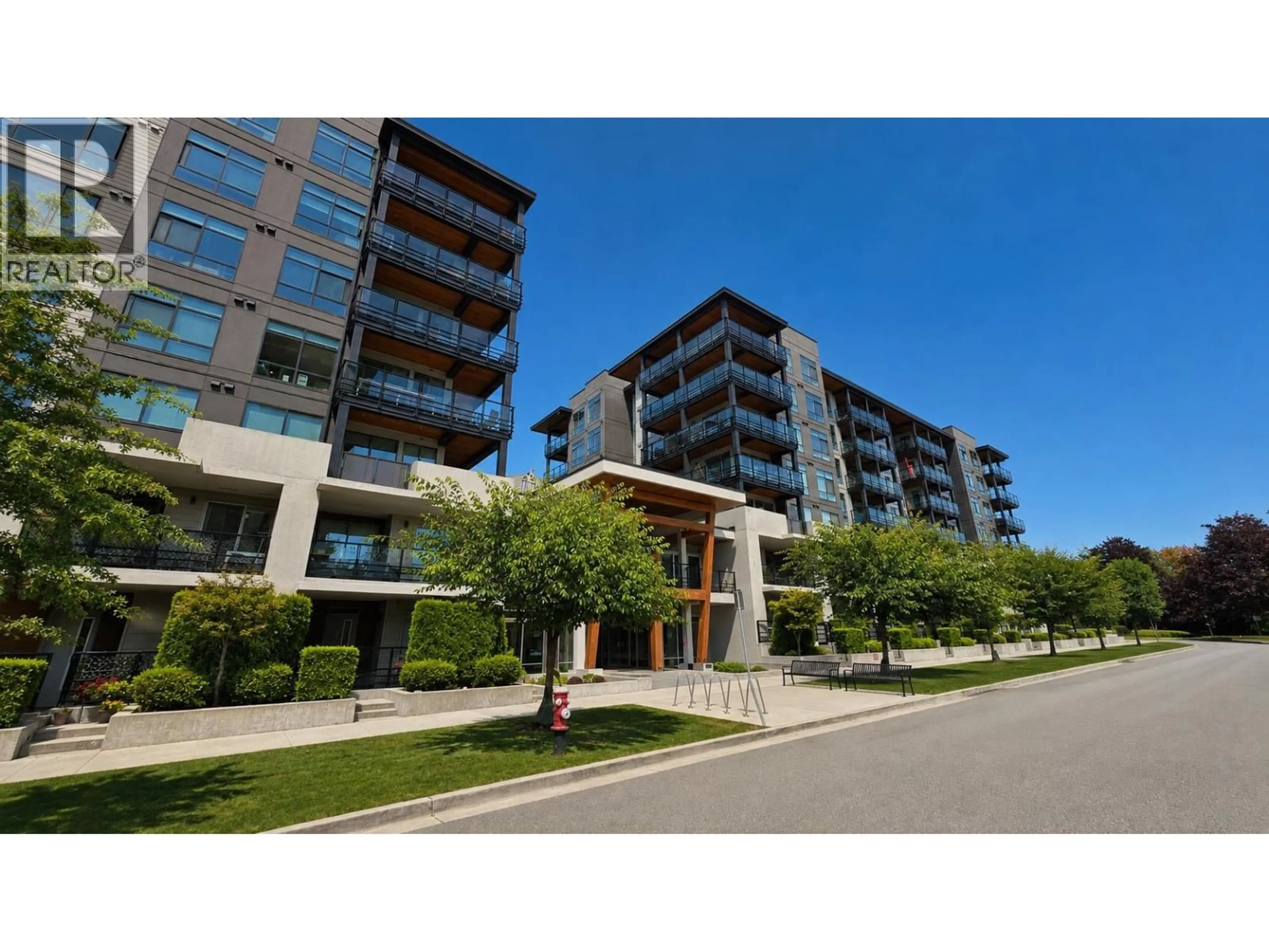 Unknown for 502 - 128 8TH STREET, North Vancouver British Columbia V7L1Y7