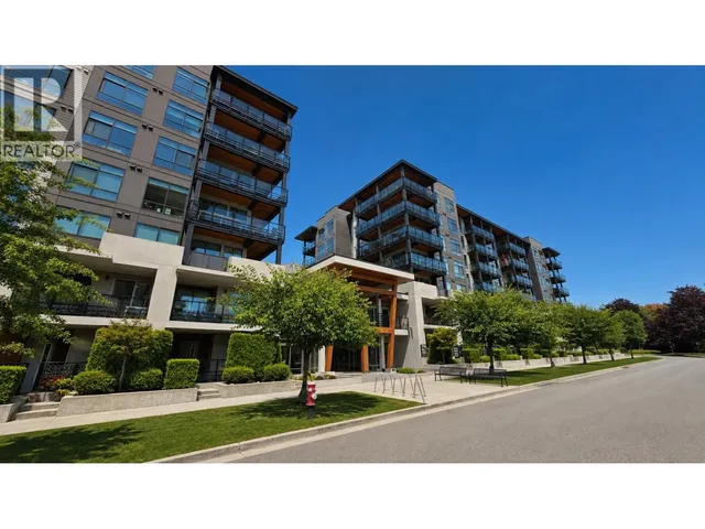 502 - 128 8TH STREET, North Vancouver 4