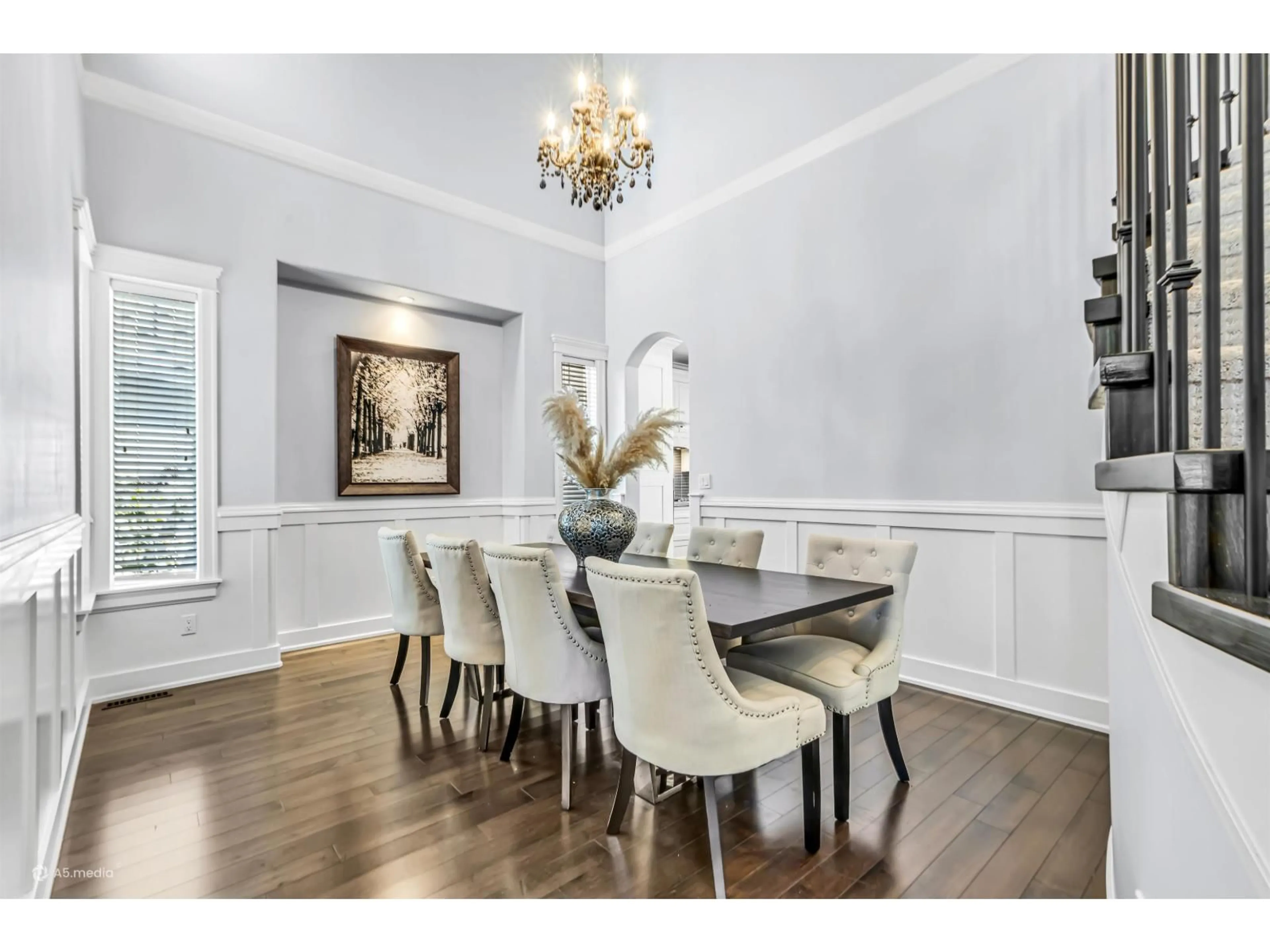 Dining room, wood/laminate floor for 16332 26B AVENUE, Surrey British Columbia V3Z6Z2