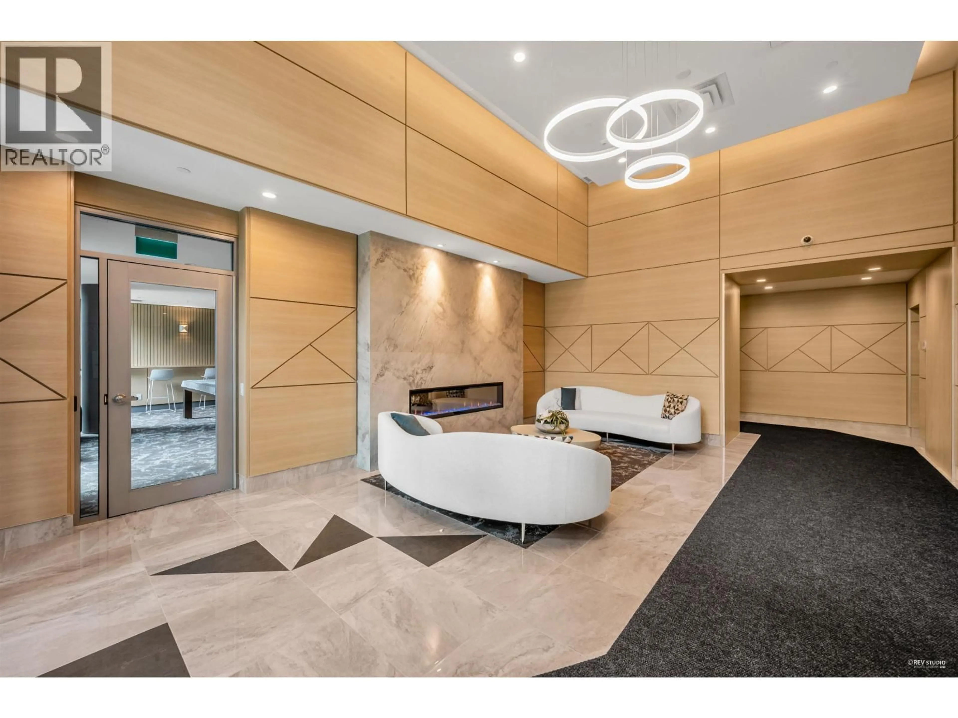 Lobby for 519 - 3699 SEXSMITH ROAD, Richmond British Columbia V6X0W4
