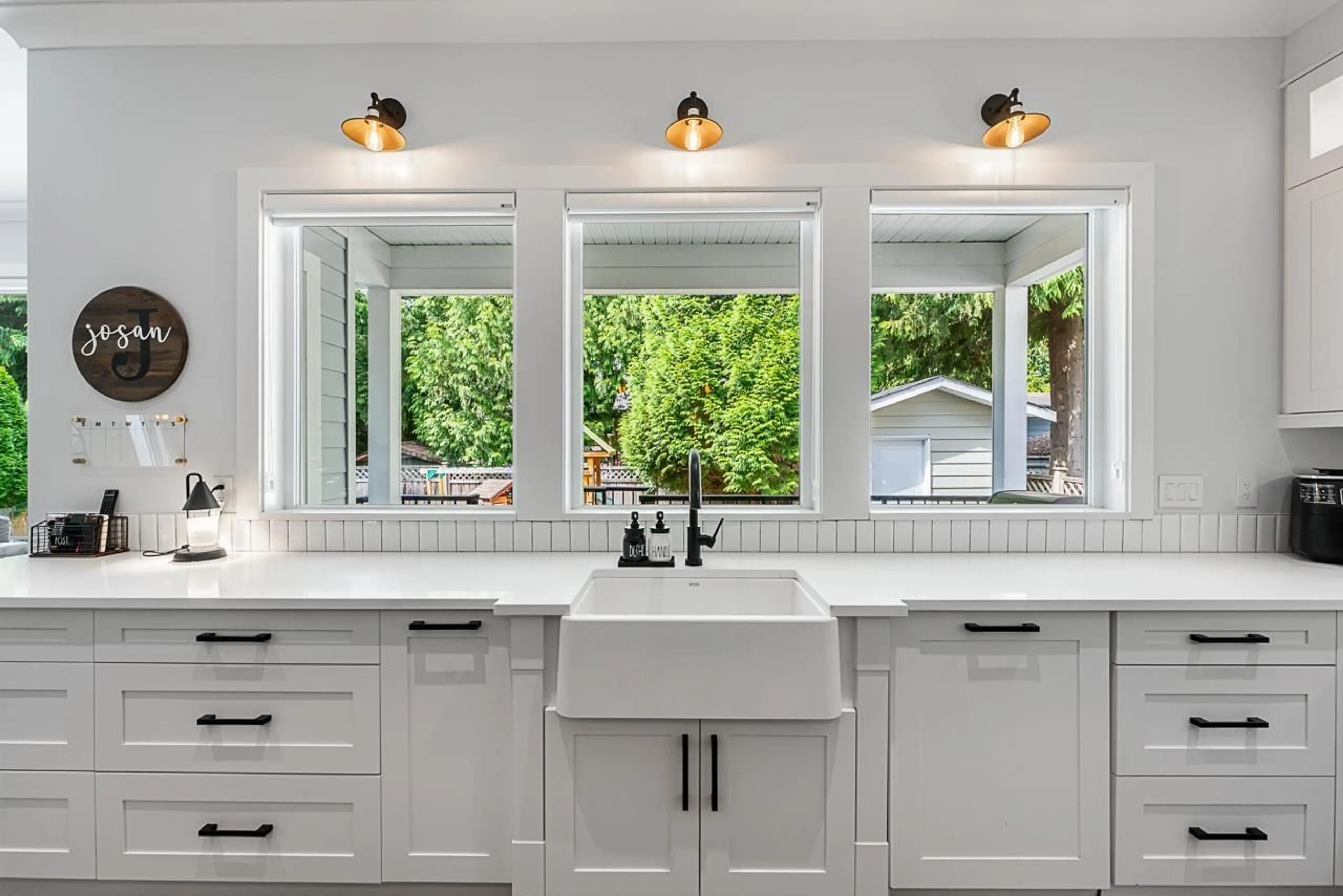 Contemporary kitchen, ceramic/tile floor for 7415 115 STREET, Delta British Columbia V4C5M6
