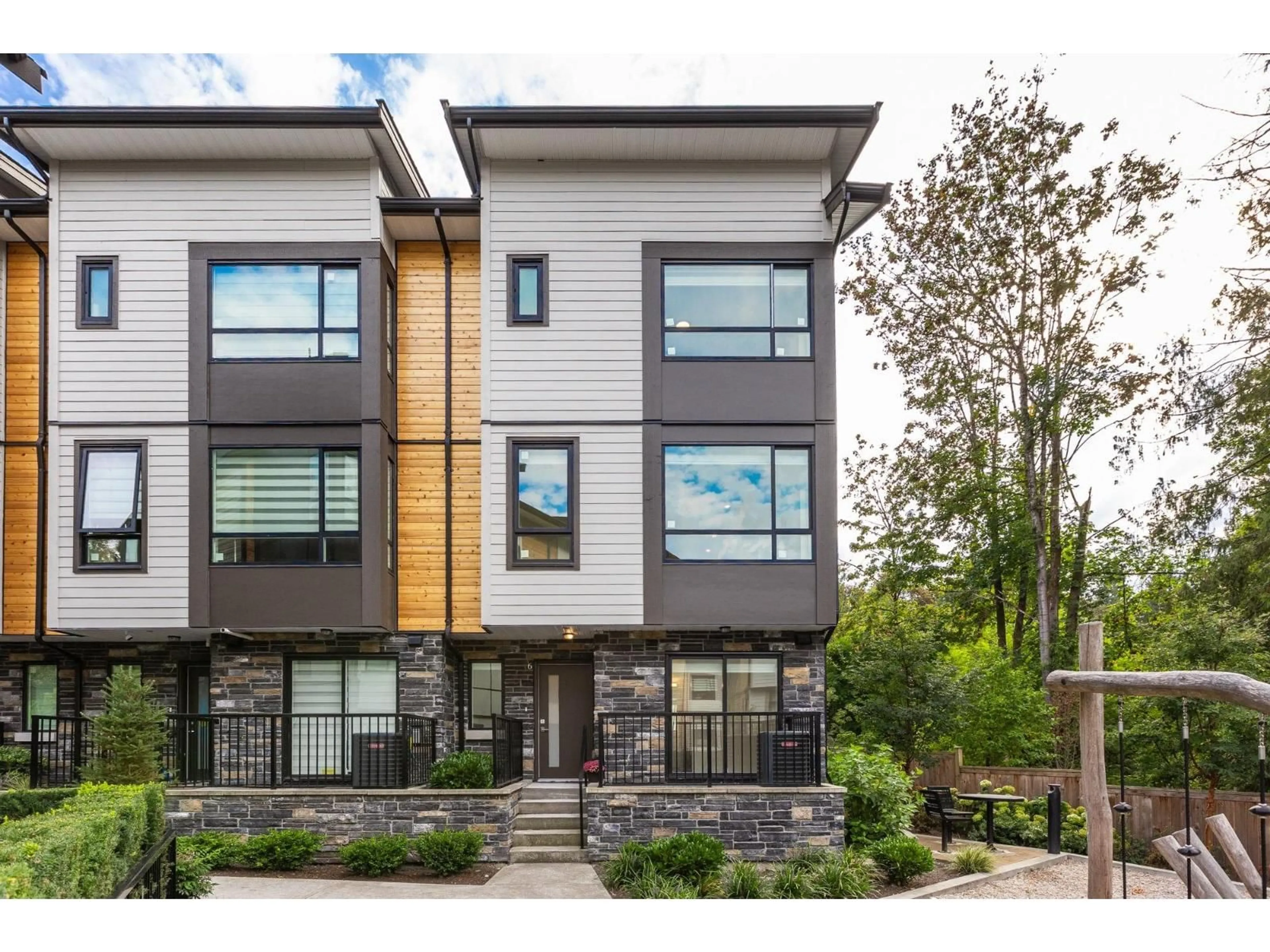 Home with brick exterior material, street for 6 - 20559 86 AVENUE, Langley British Columbia V2Y3V1