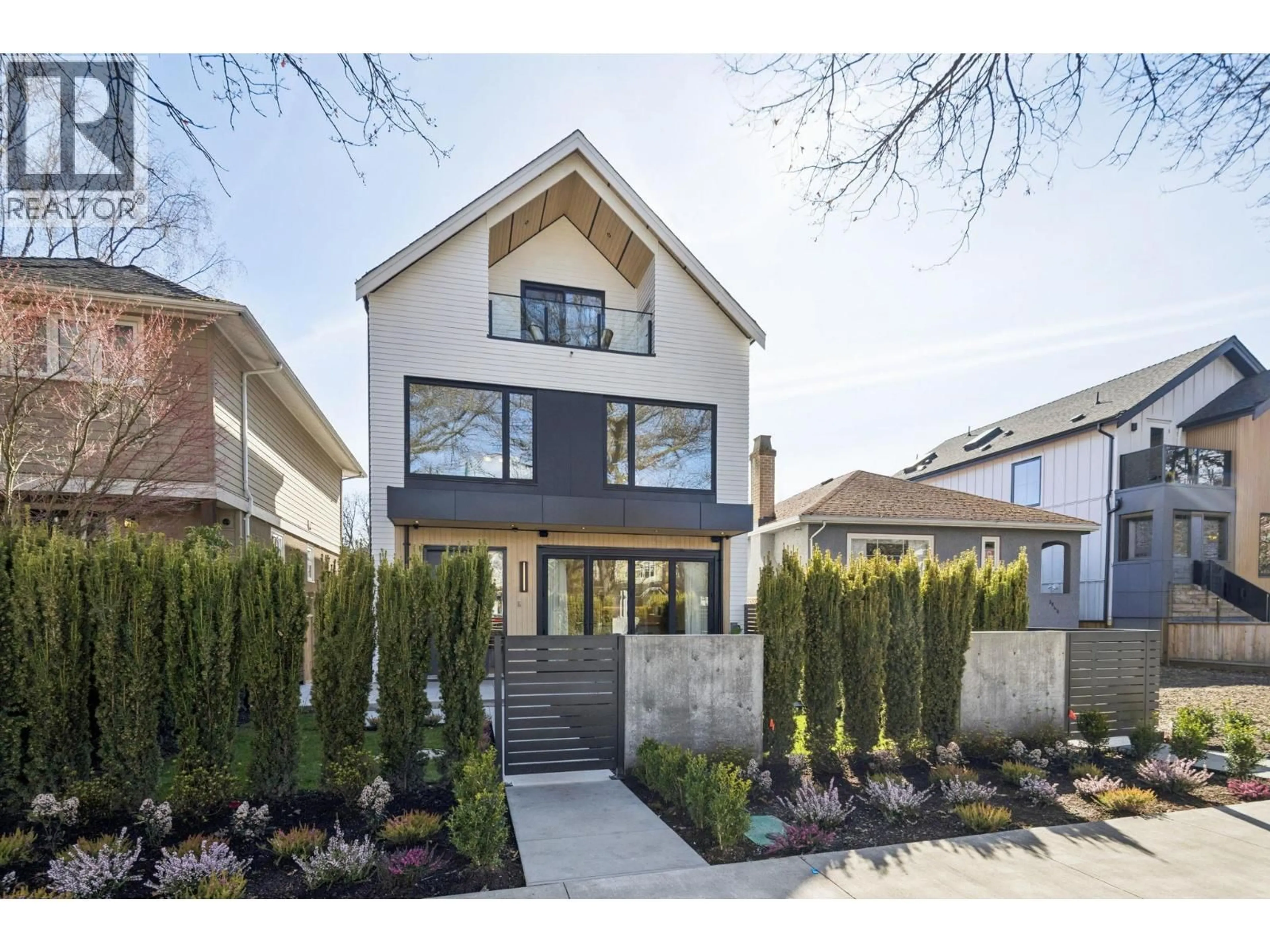 Home with brick exterior material, street for 2 - 3036 13TH AVENUE, Vancouver British Columbia V6K2V2