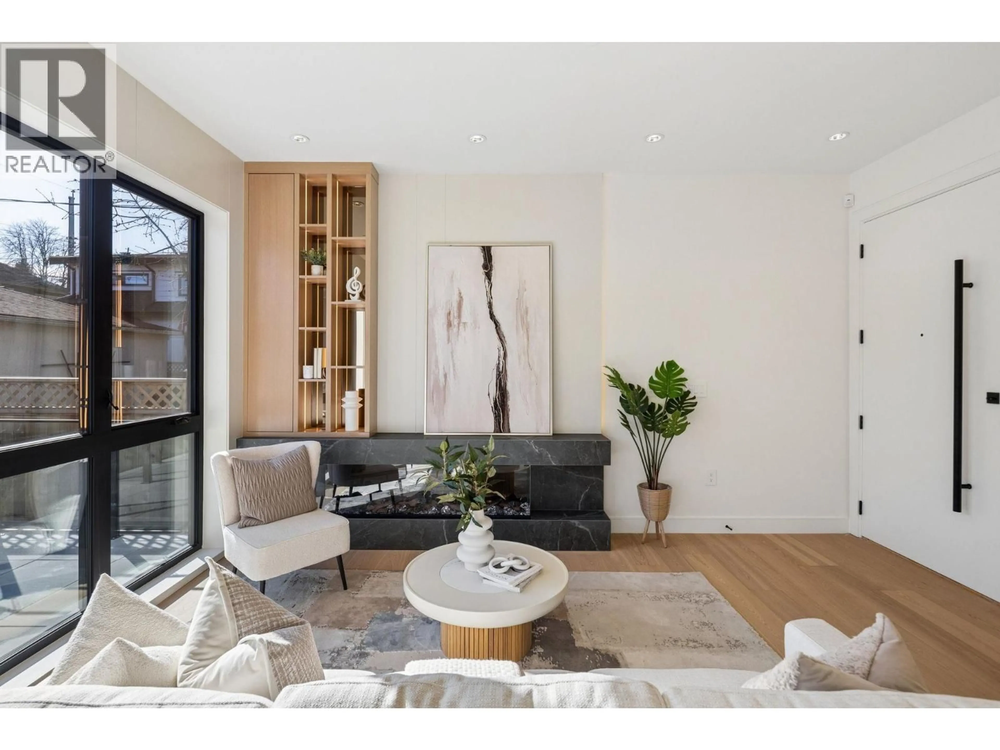 Living room with furniture, unknown for 2 - 3036 13TH AVENUE, Vancouver British Columbia V6K2V2