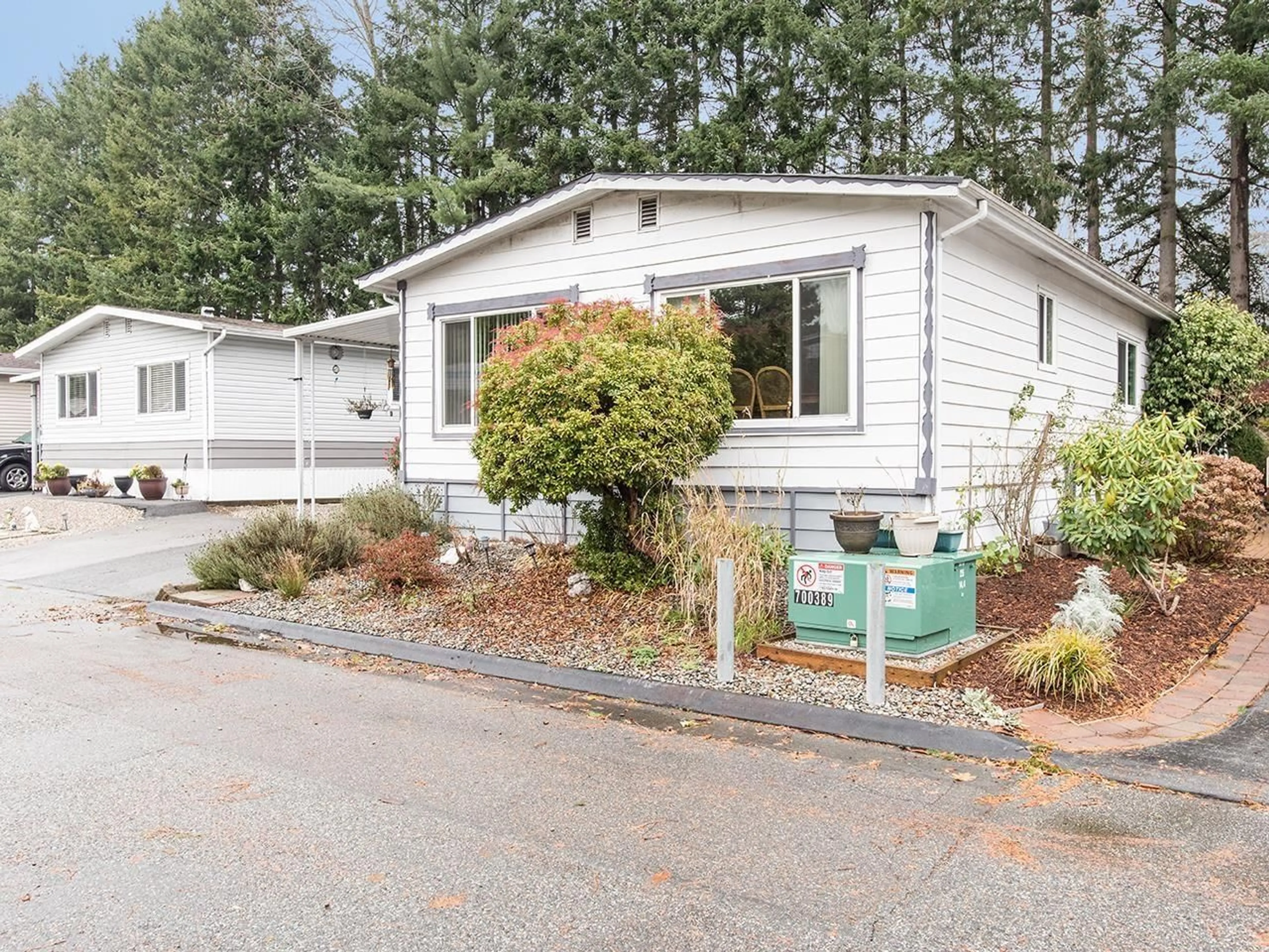Home with vinyl exterior material, street for 297 - 1840 160 STREET, Surrey British Columbia V4A4X4
