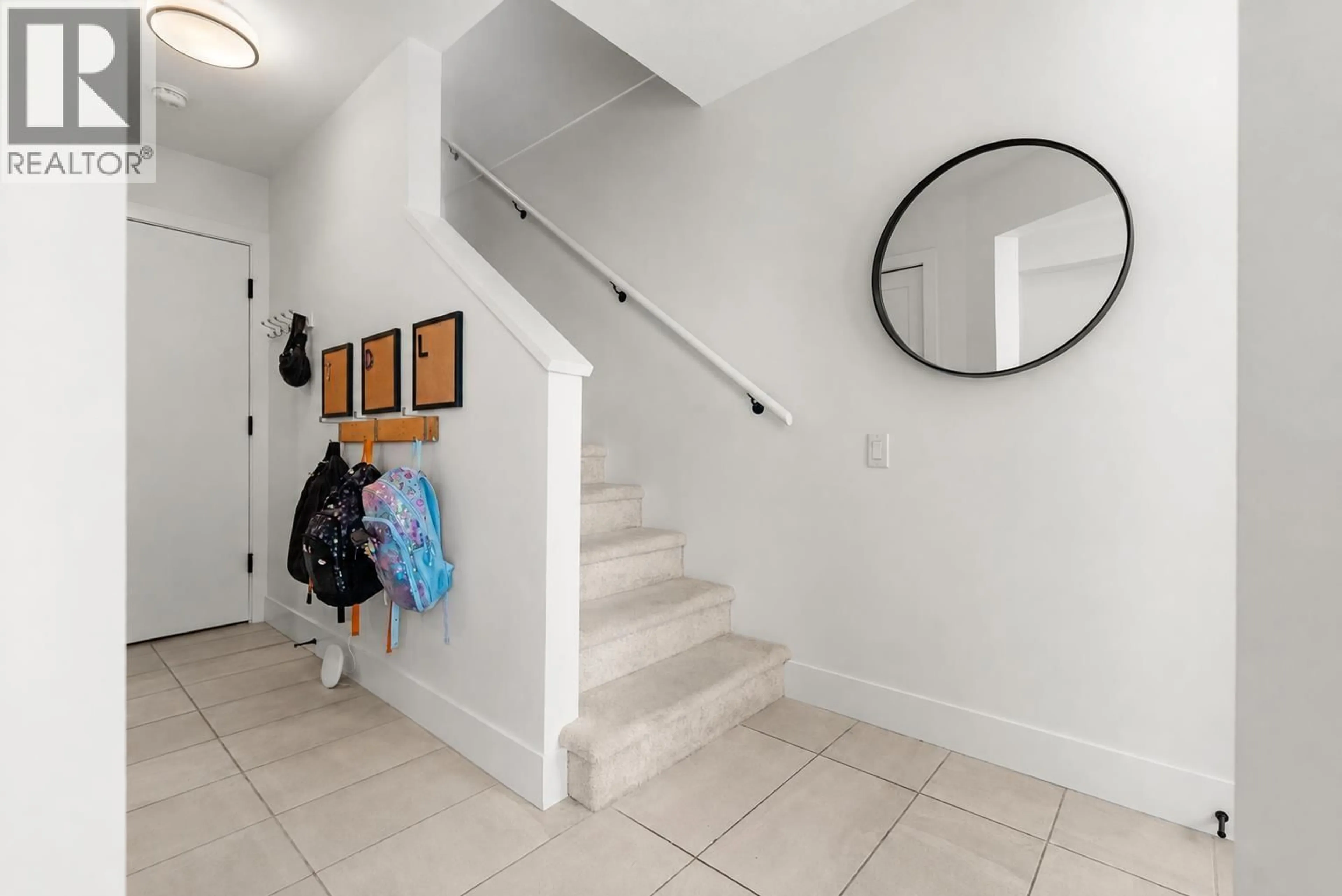 Indoor entryway for 81 - 4638 ORCA WAY, Delta British Columbia V4M0C2