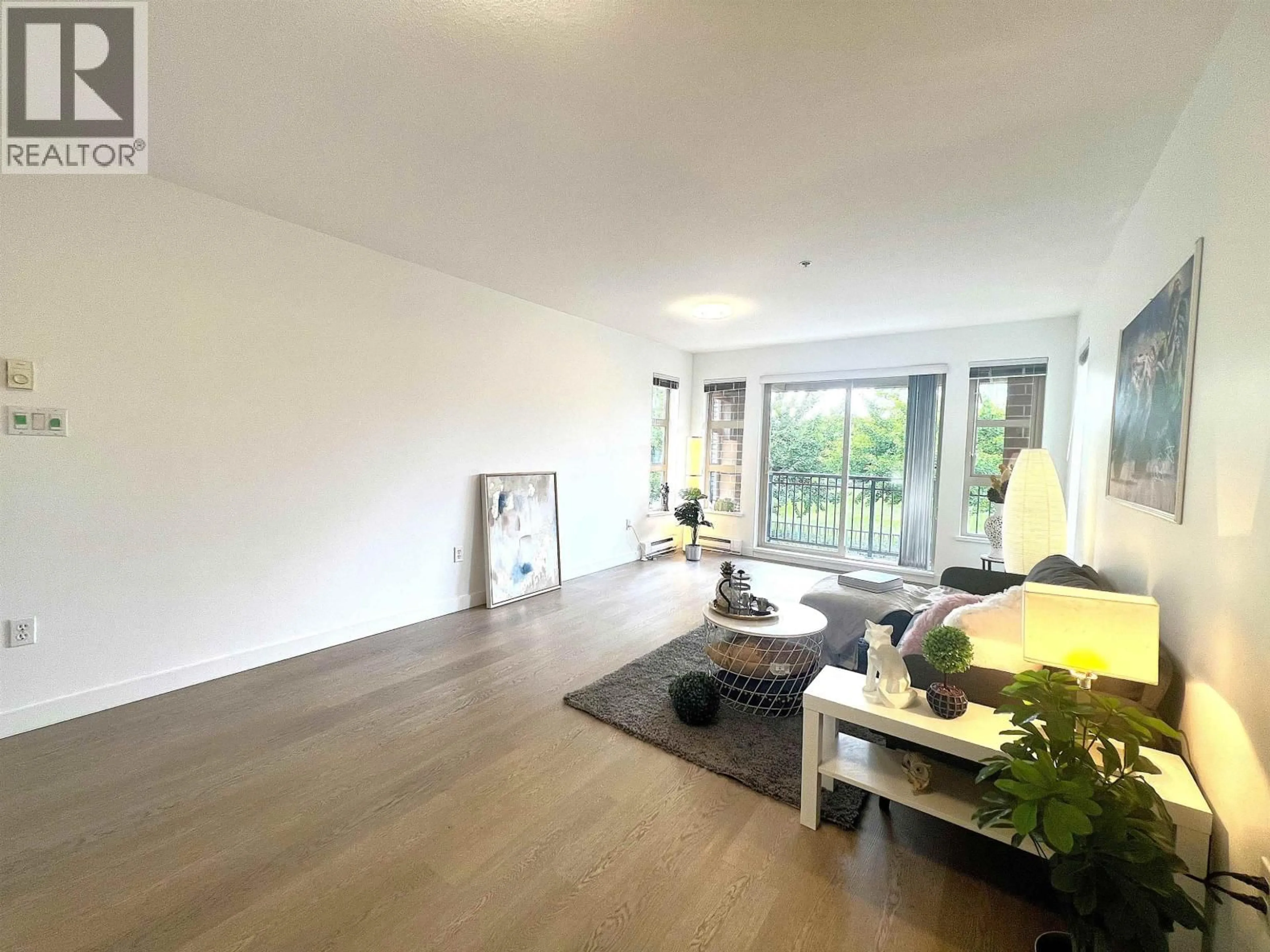 A pic of a room for 5310 - 5111 GARDEN CITY ROAD, Richmond British Columbia V6X4H4
