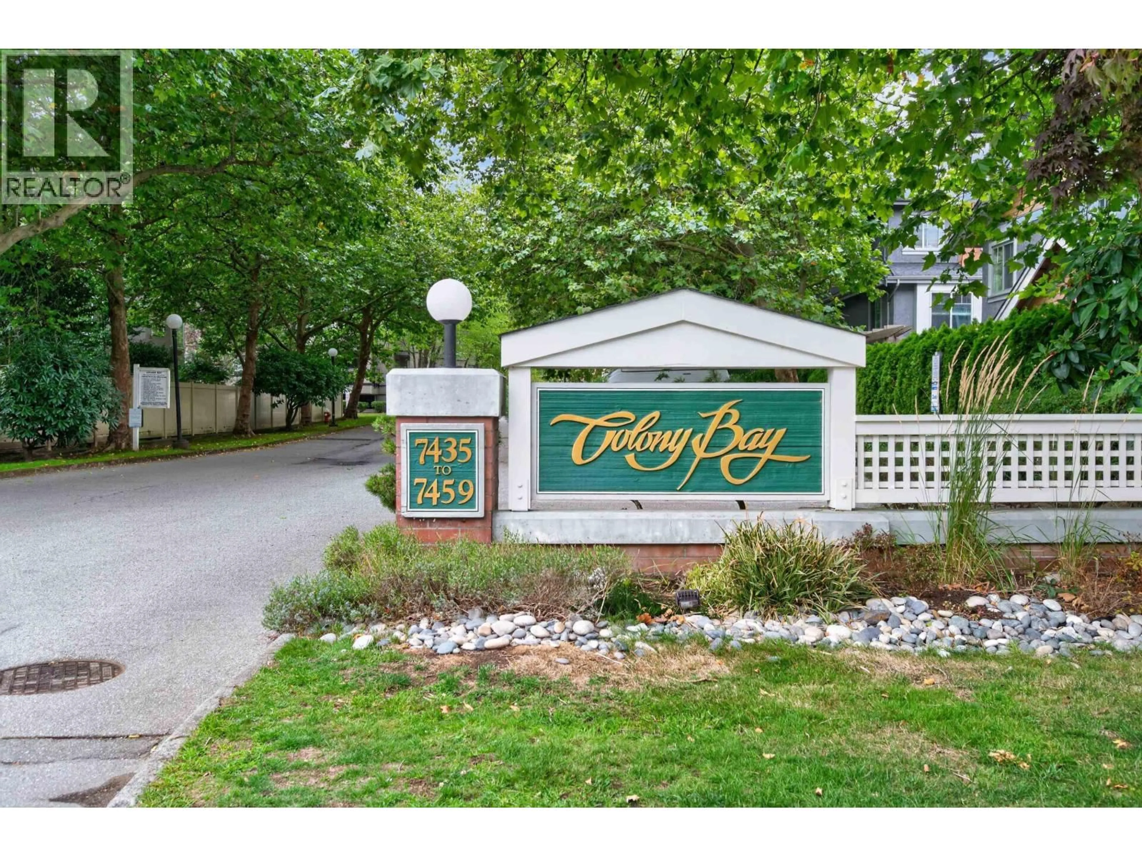 Indoor foyer for 230 - 7439 MOFFATT ROAD, Richmond British Columbia V6Y1X9