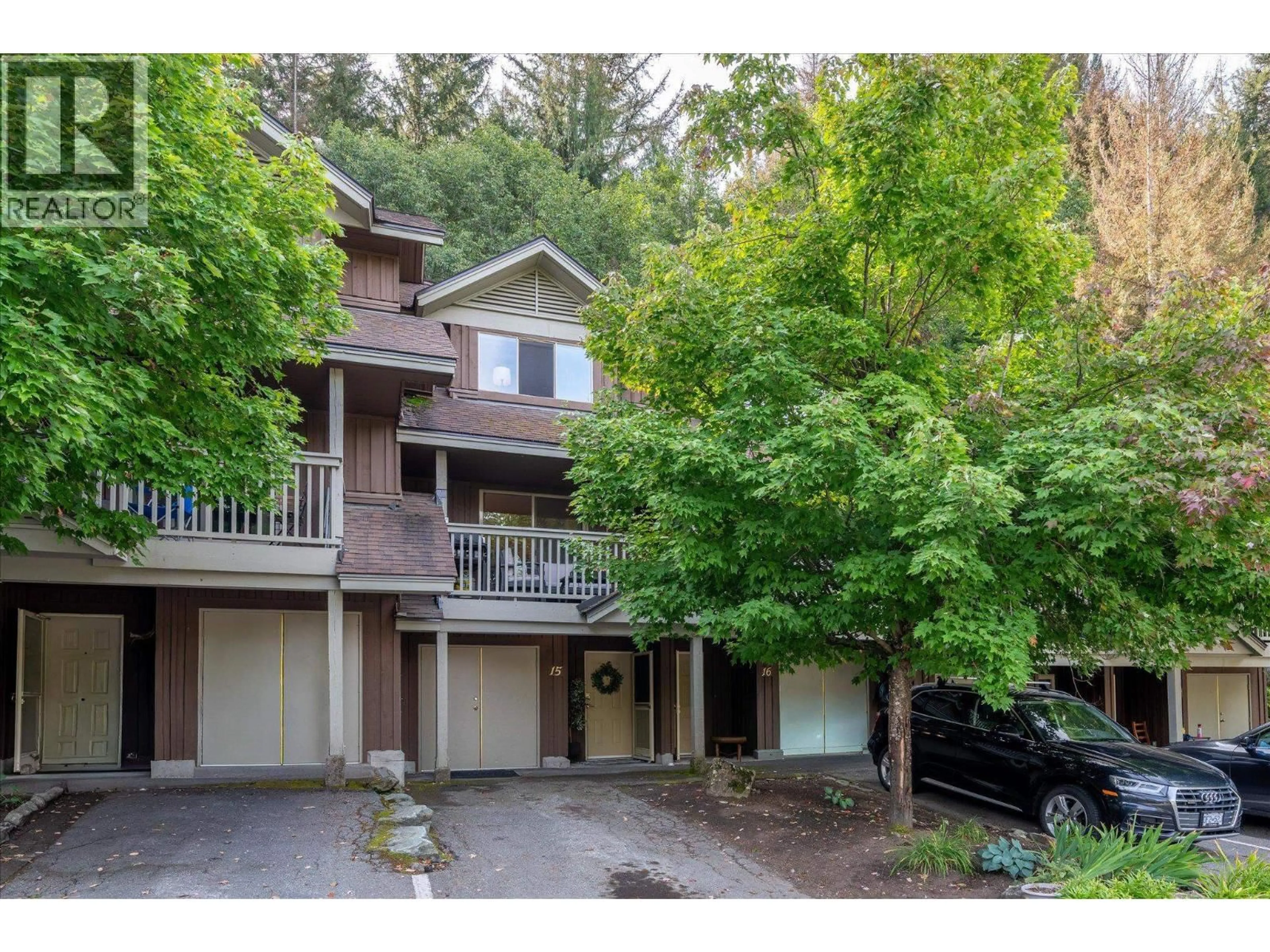 A pic from outside/outdoor area/front of a property/back of a property/a pic from drone, unknown for 15C - 3102 PANORAMA RIDGE, Whistler British Columbia V8E0V3