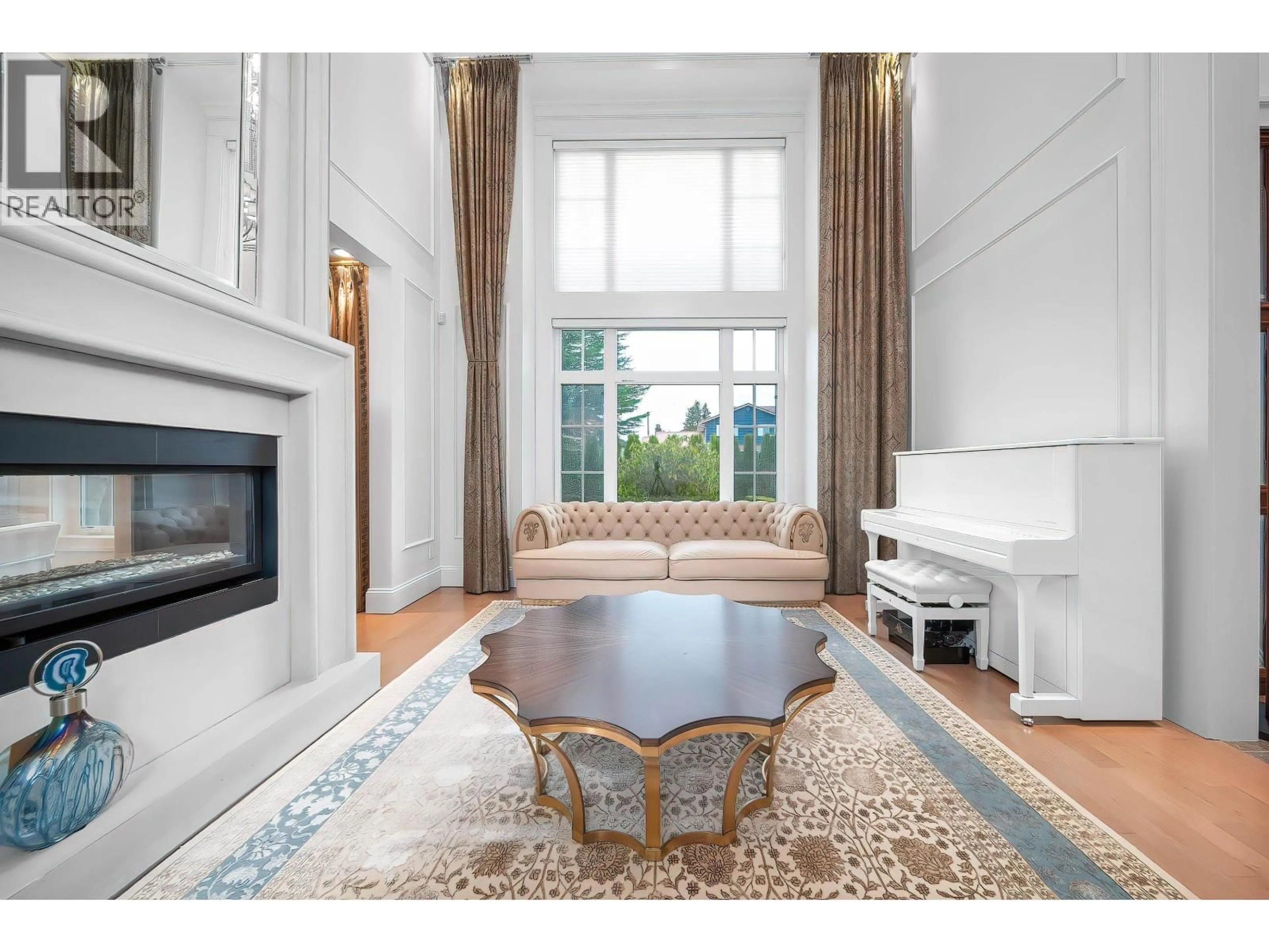 Living room with furniture, unknown for 7751 SUNNYHOLME CRESCENT, Richmond British Columbia V6Y1G8