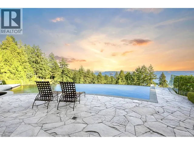 4672 CLOVELLY WALK, West Vancouver 5