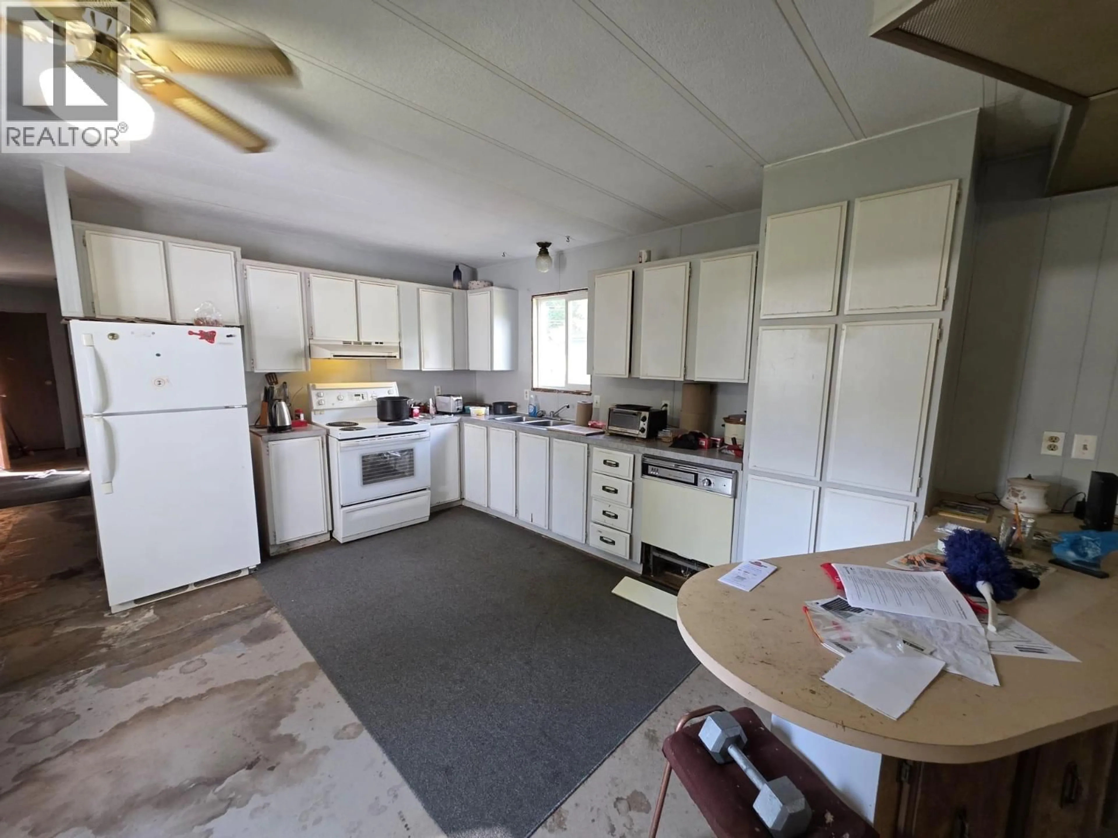 Standard kitchen, unknown for 7729 EMERALD DRIVE, Prince George British Columbia V2K4A6