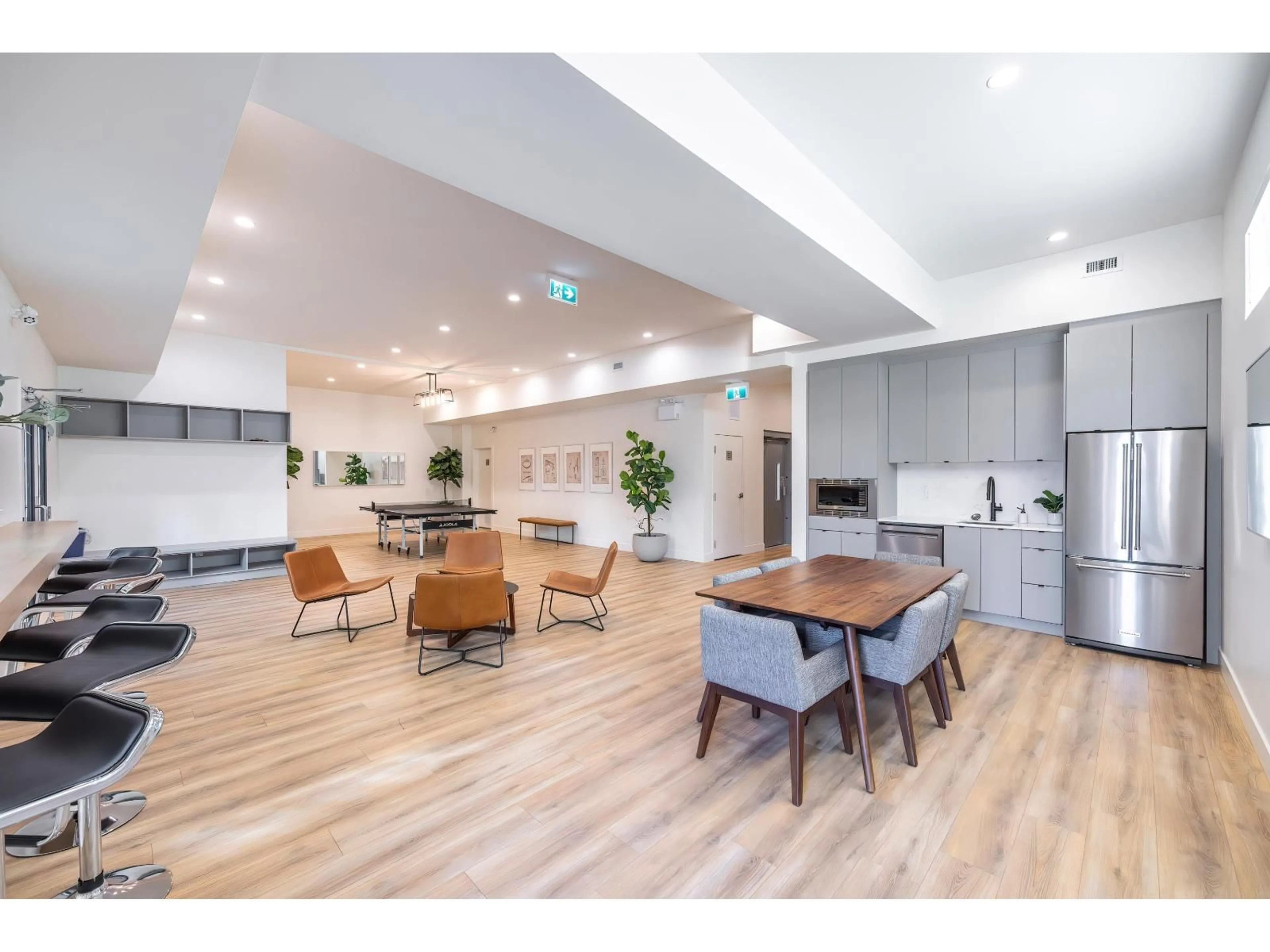 Open concept kitchen, unknown for 85 - 16561 17A AVENUE, Surrey British Columbia V3Z1J3