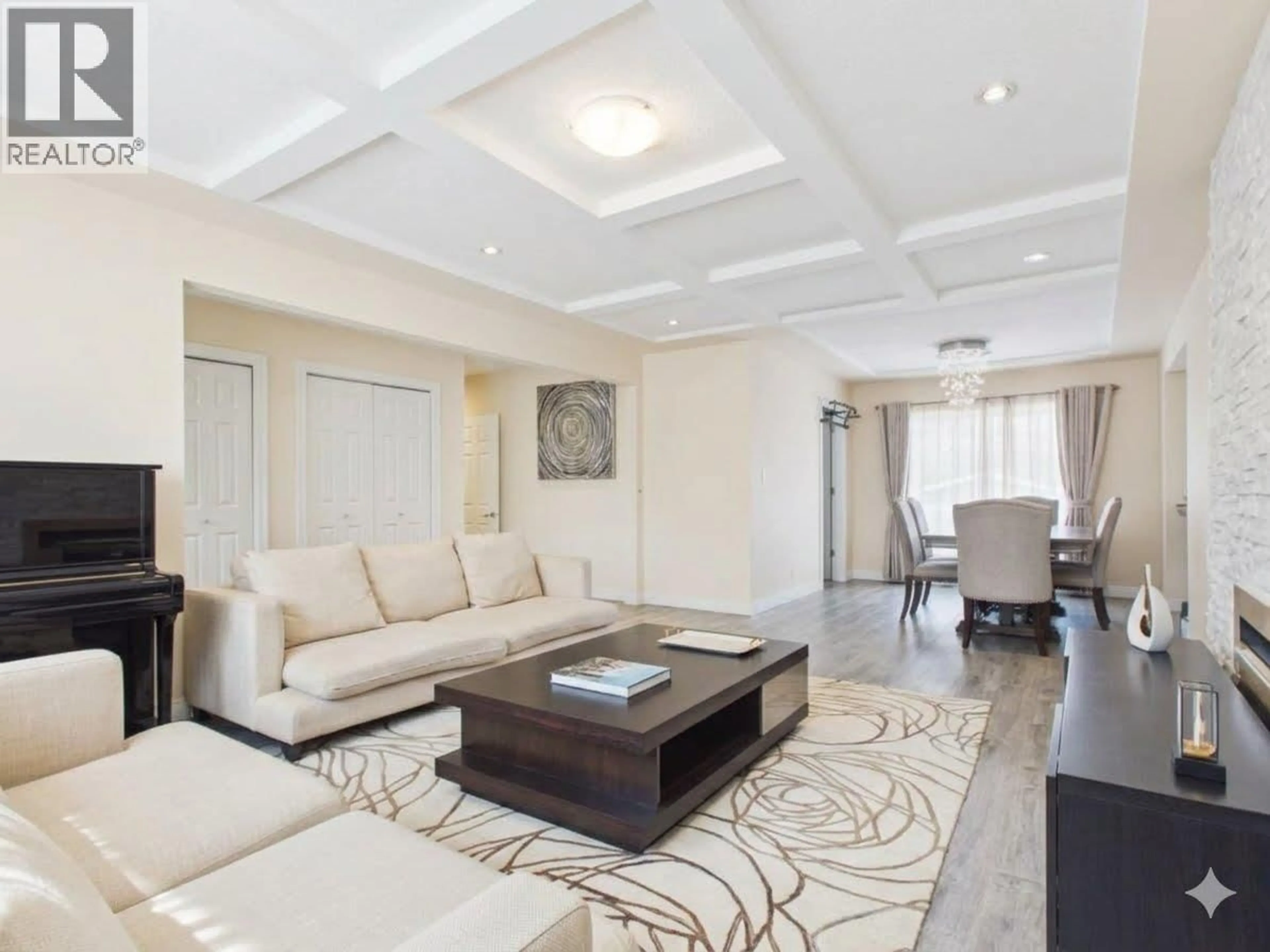 Living room with furniture, unknown for 6325 NAPIER STREET, Burnaby British Columbia V5B2B9