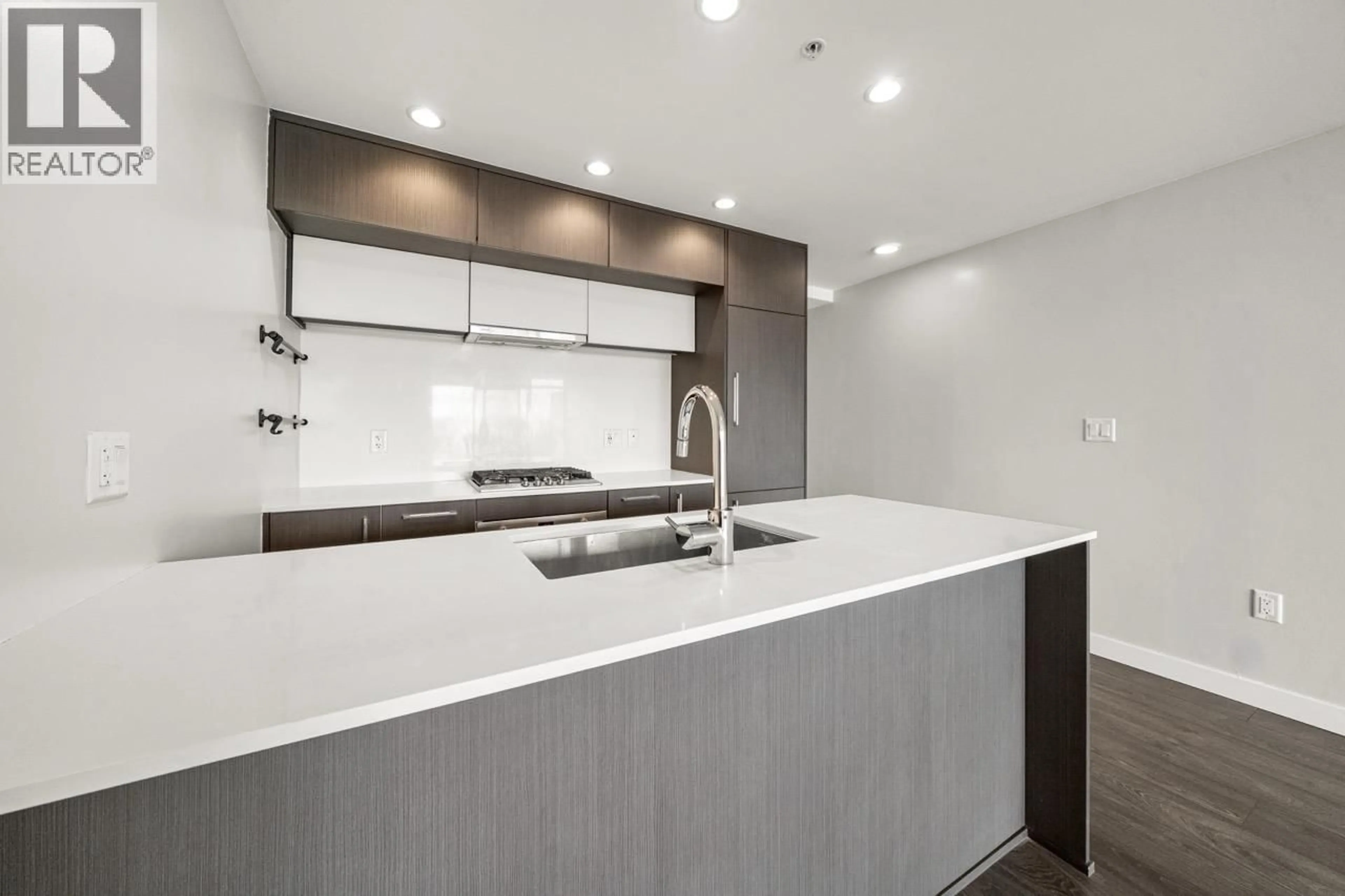 Standard kitchen, unknown for 809 - 5580 NO 3 ROAD, Richmond British Columbia V6X0R8