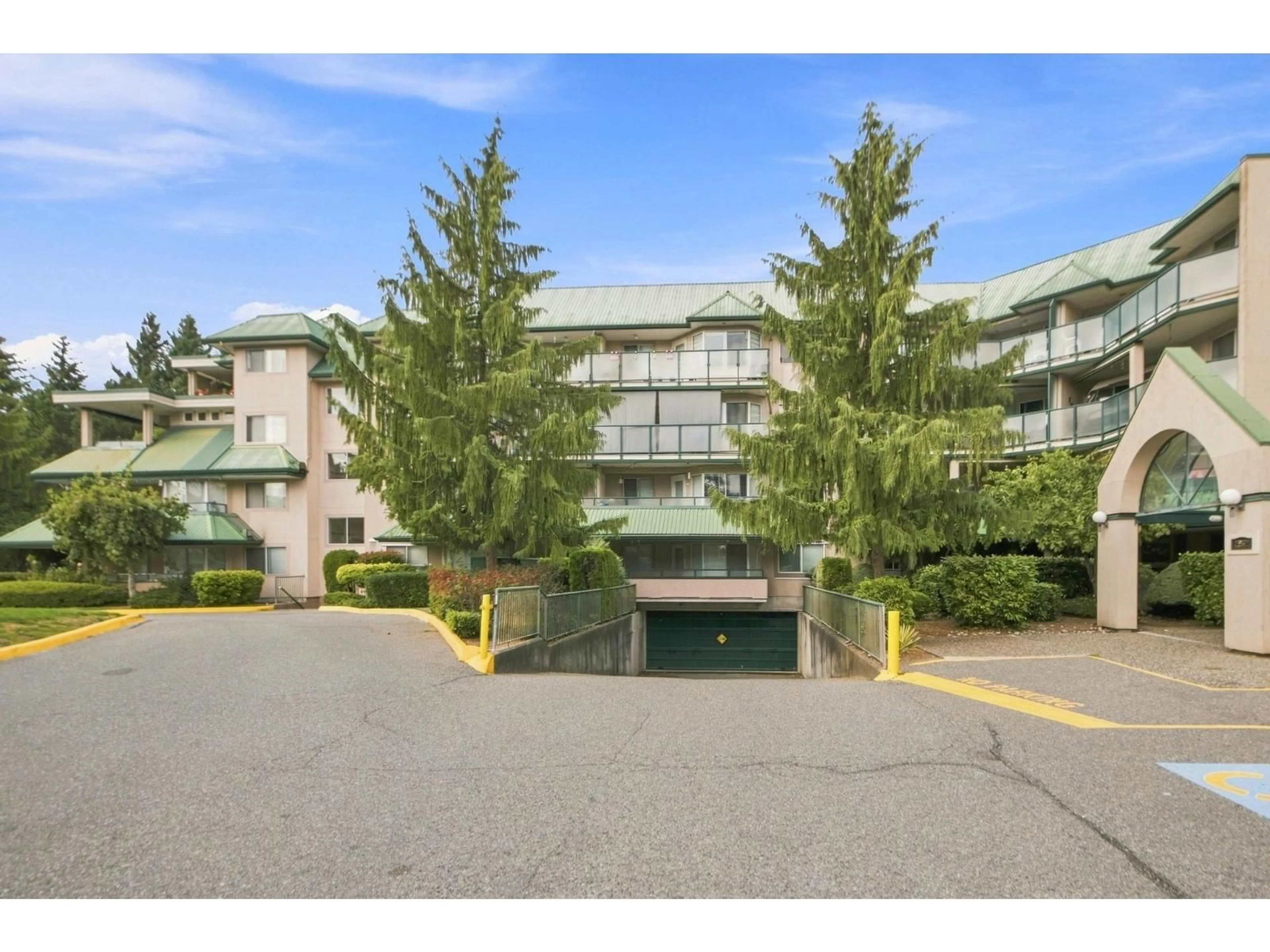 Unknown for 107 - 2962 TRETHEWEY STREET, Abbotsford British Columbia V2T4M3