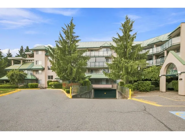 107 - 2962 TRETHEWEY STREET, Abbotsford 4