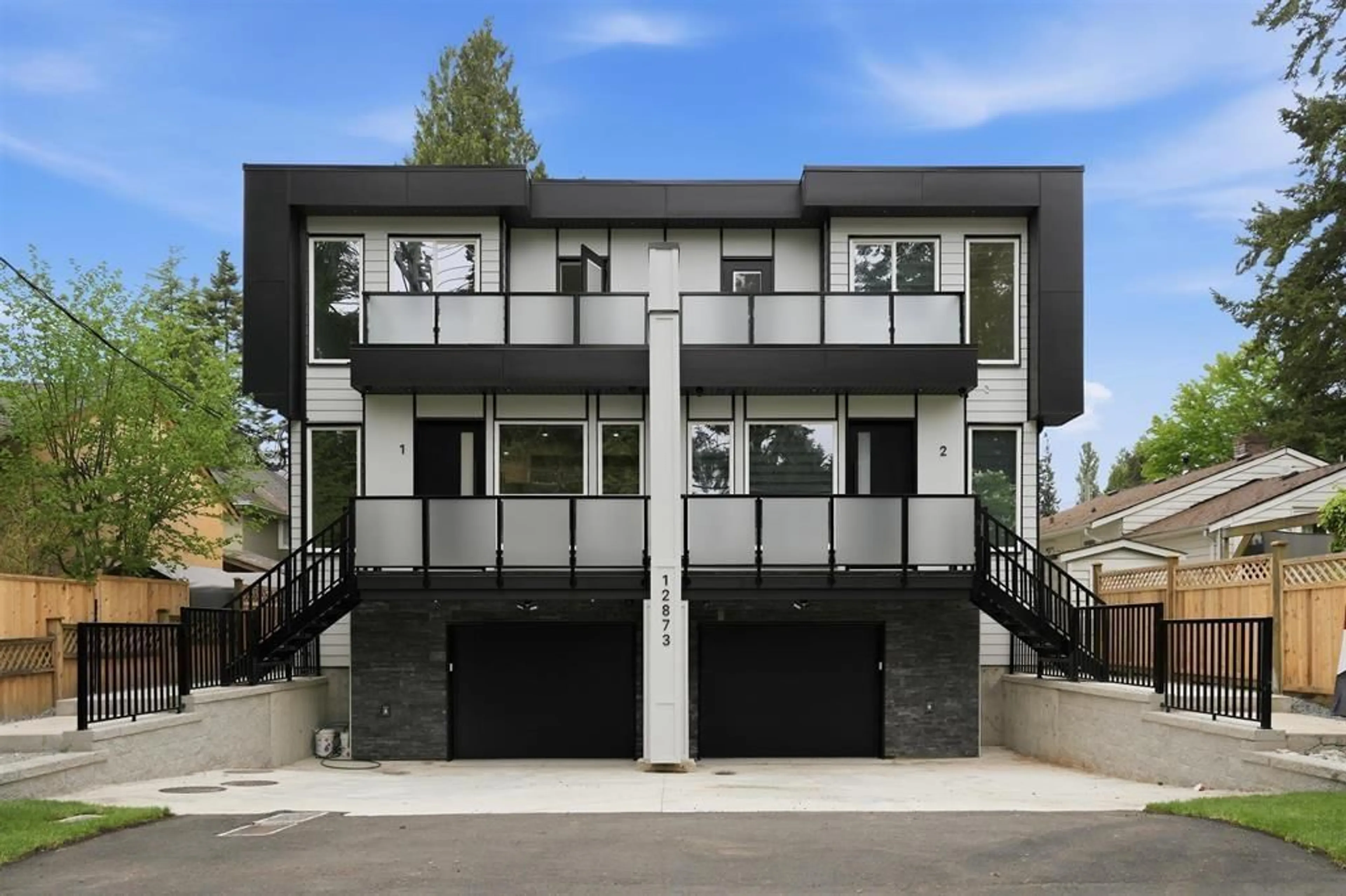 Unknown for 101 - 12873 MARINE DRIVE, Surrey British Columbia V4A1C8