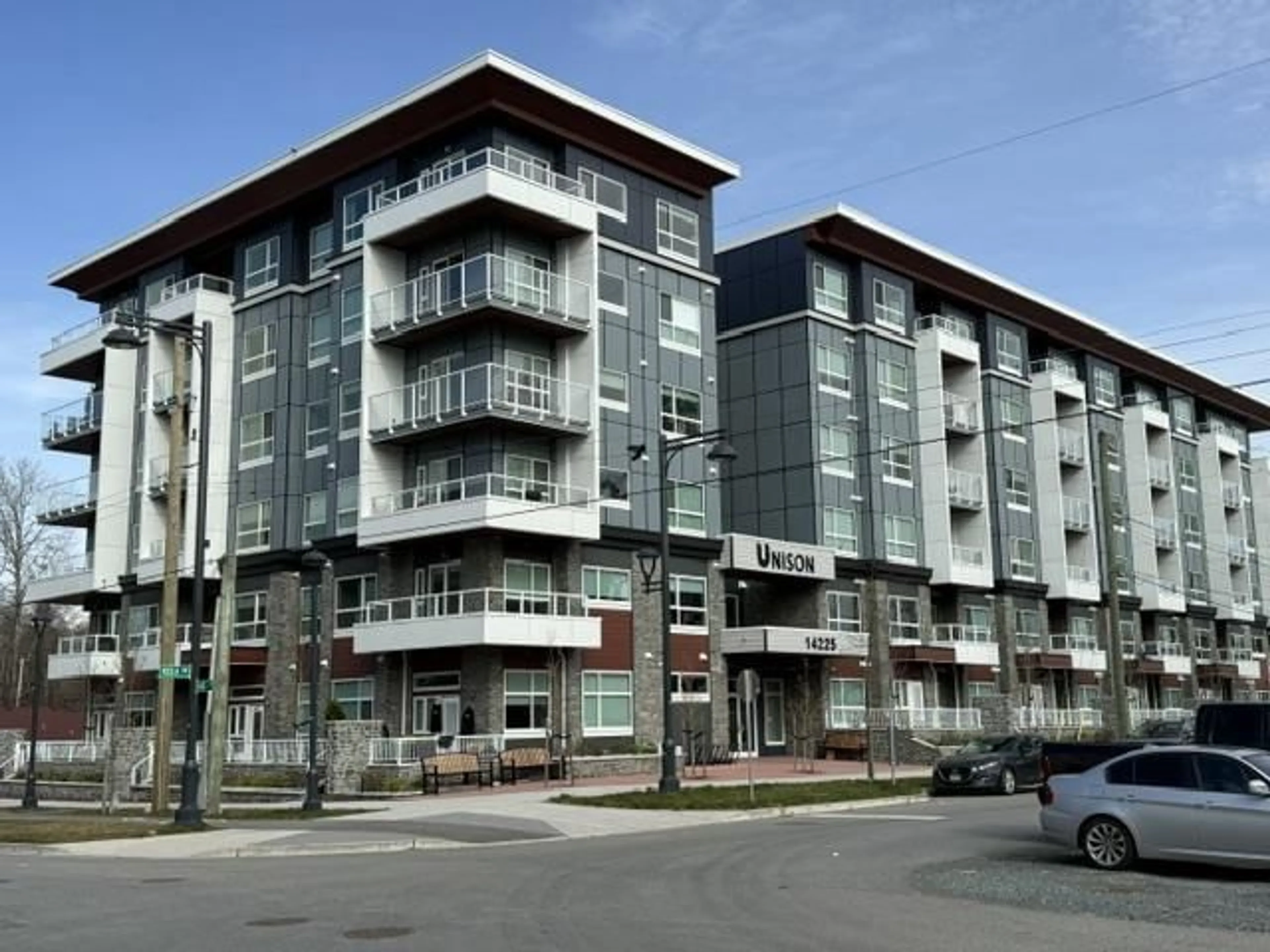 Unknown for 205 - 14225 103A AVENUE, Surrey British Columbia V3T0T4