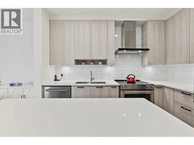 218 - 7169 14TH AVENUE, Burnaby 2