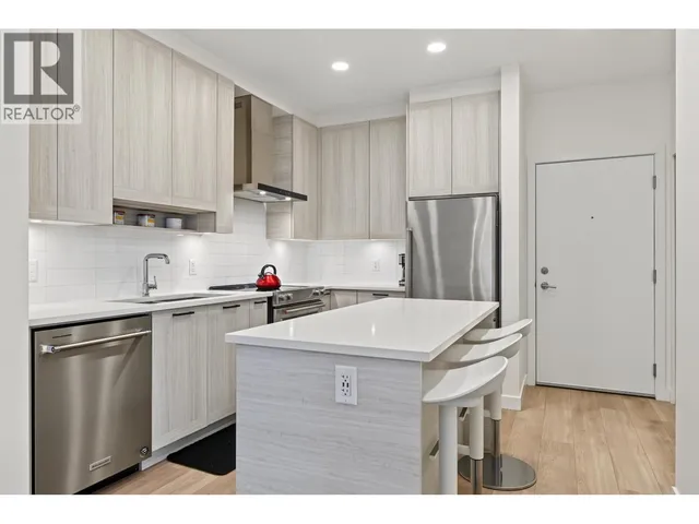 218 - 7169 14TH AVENUE, Burnaby 3
