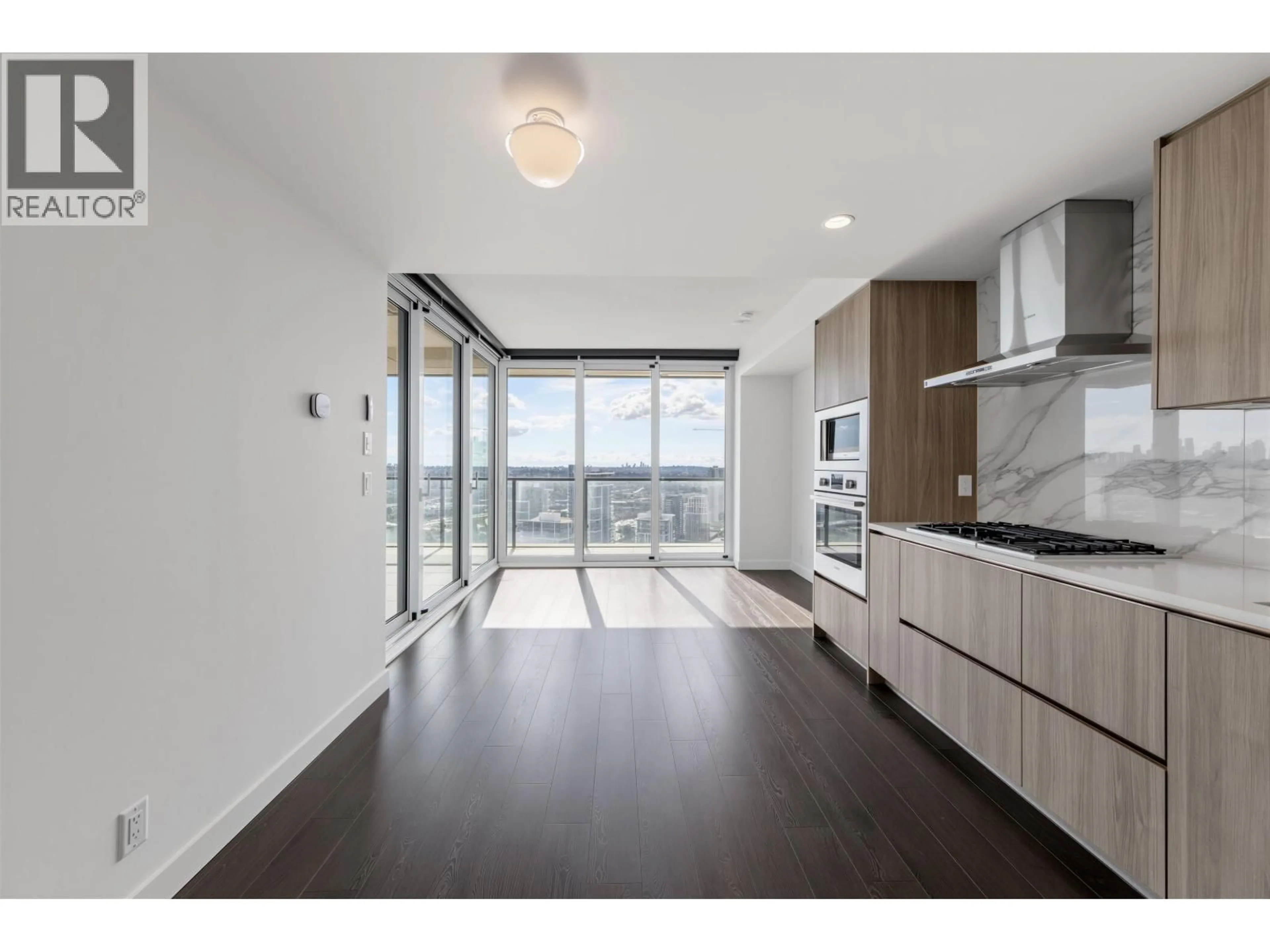 Open concept kitchen, unknown for 3609 - 4880 LOUGHEED HIGHWAY, Burnaby British Columbia V5C0N1