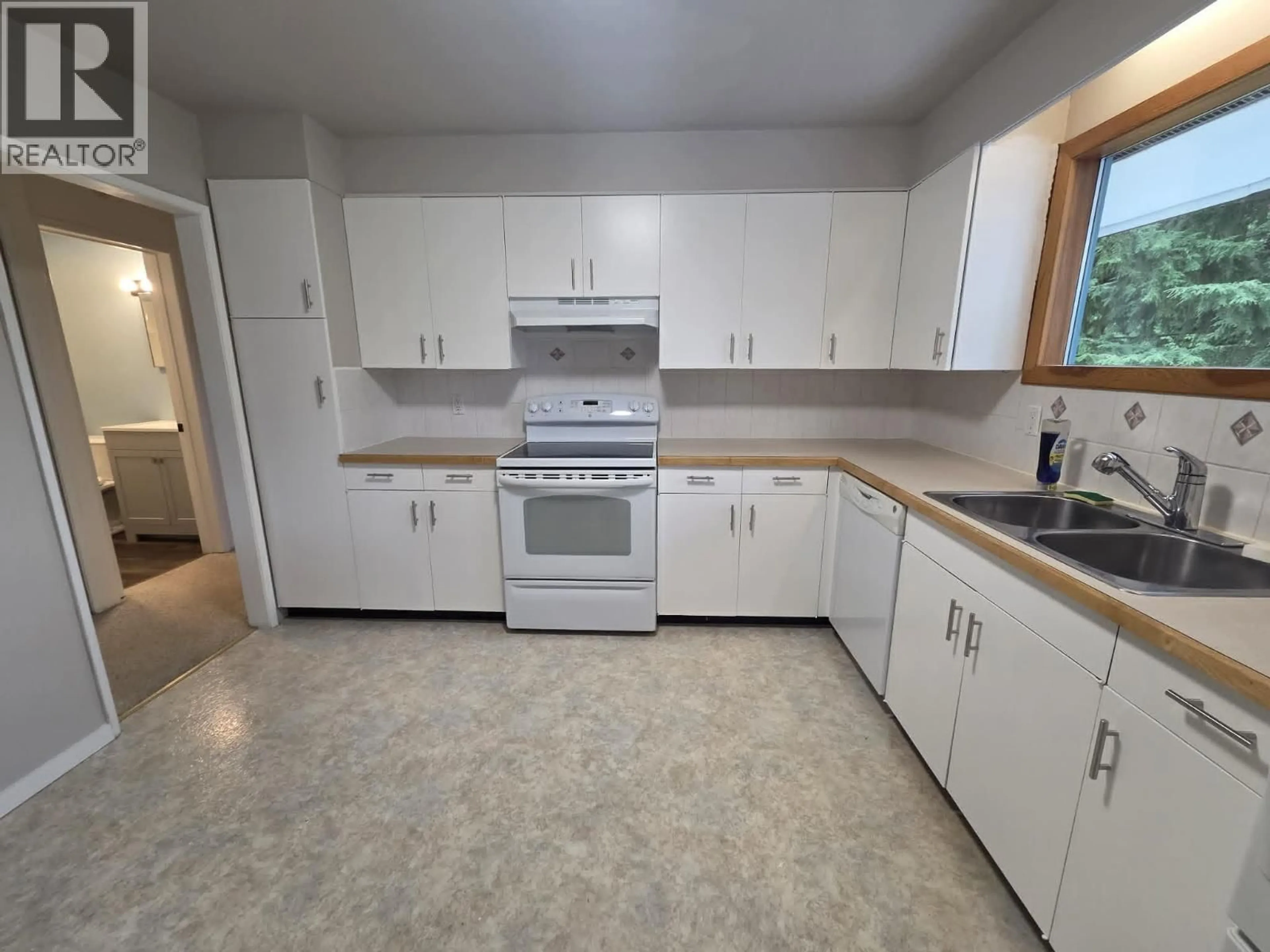 Standard kitchen, unknown for 4931 GAIR STREET, Terrace British Columbia V8G2K1